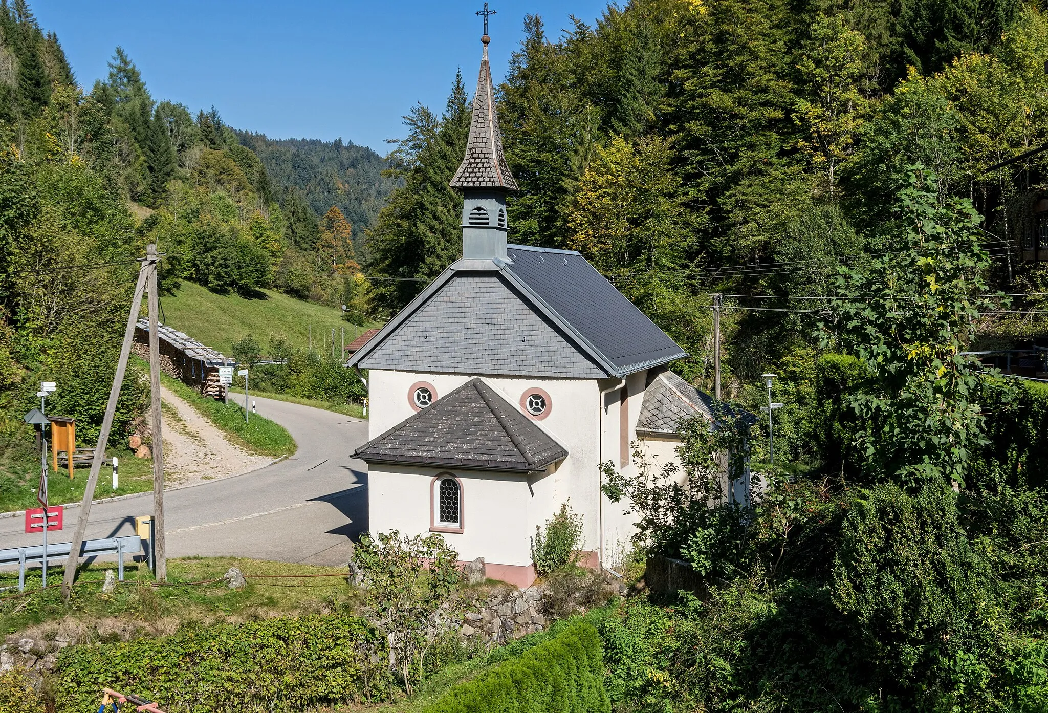 Photo showing: Außenansicht der Kapelle In Glashütte