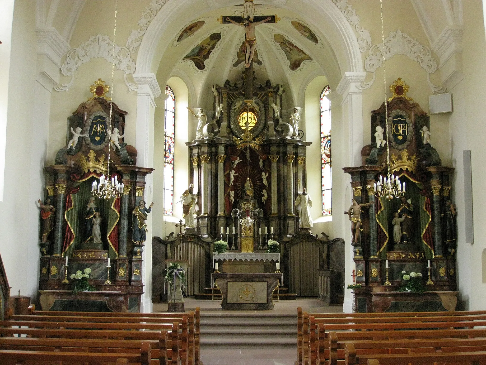 Photo showing: Pfarr- und Wallfahrtskirche Dillendorf