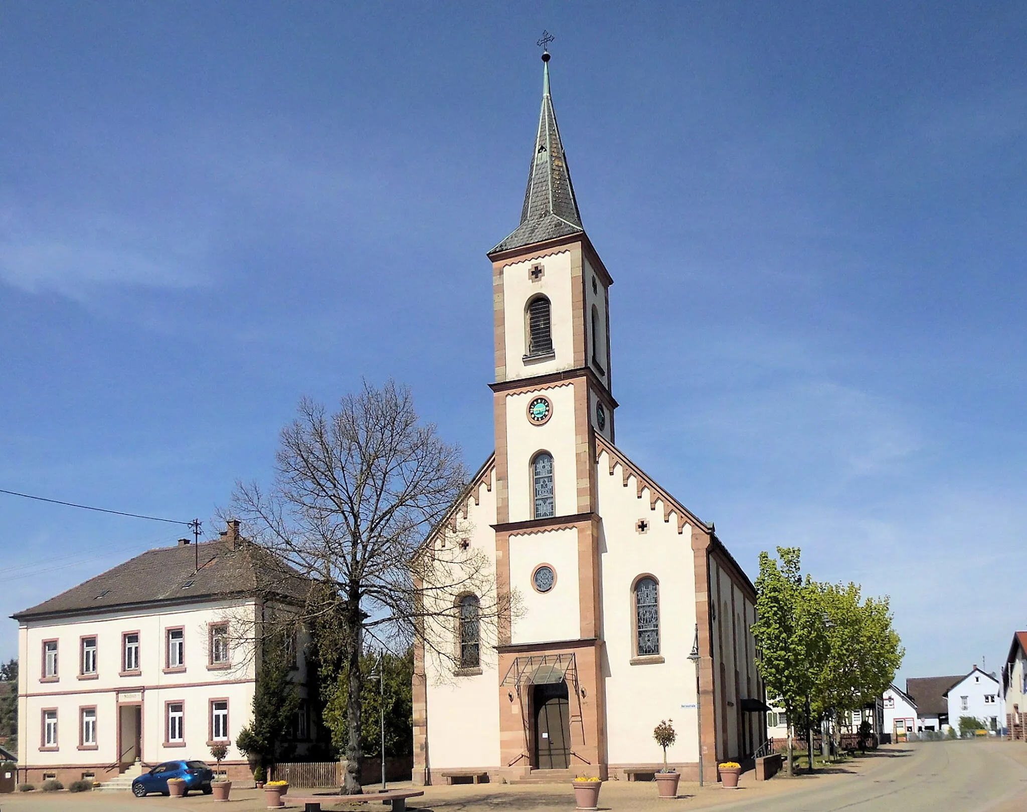 Photo showing: Michaelskirche und ehemaliges Rathaus in Schutterzell, Gemeinde Neuried, Baden