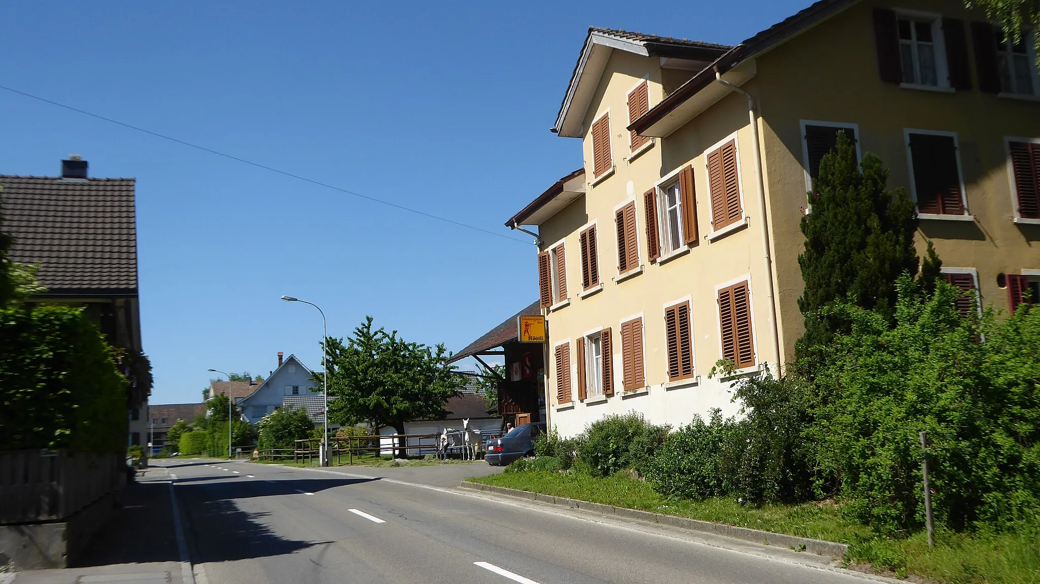 Photo showing: Restaurant Rössli in Obersommeri
