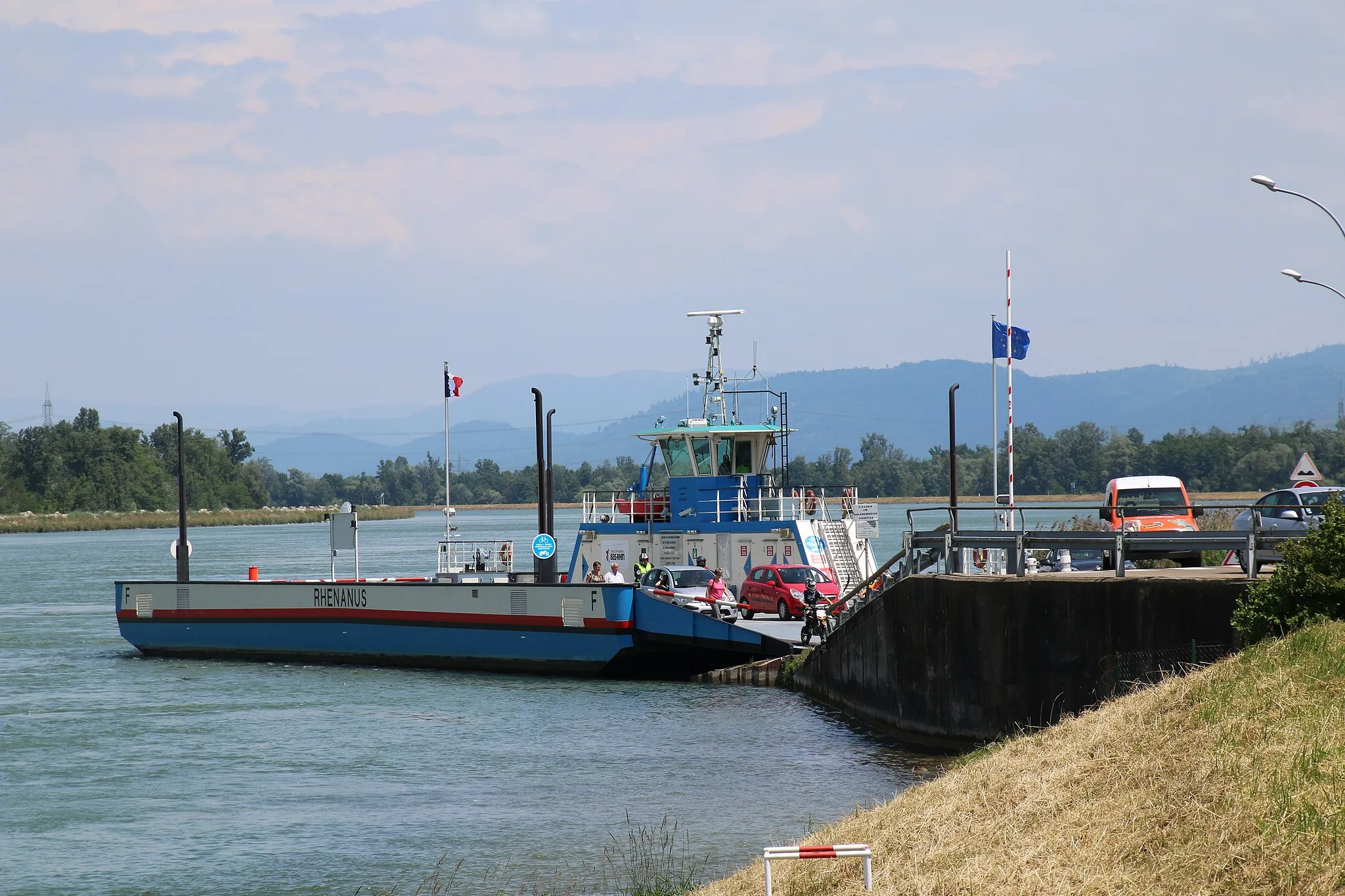 Photo showing: Rheinfähre "Rhenanus" Kappel/Rhinau