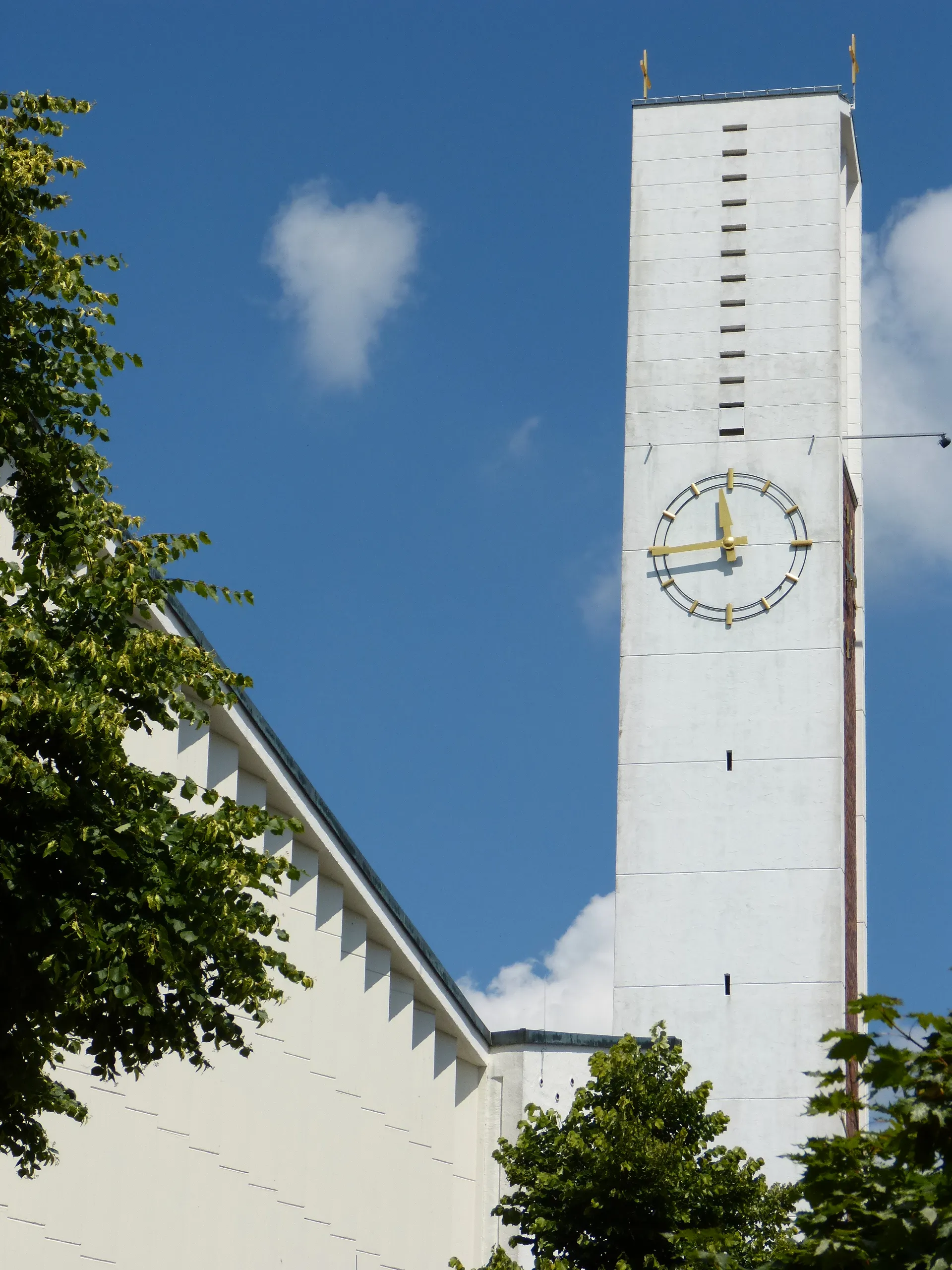 Photo showing: Pfarrkirche St. Georg von Süden