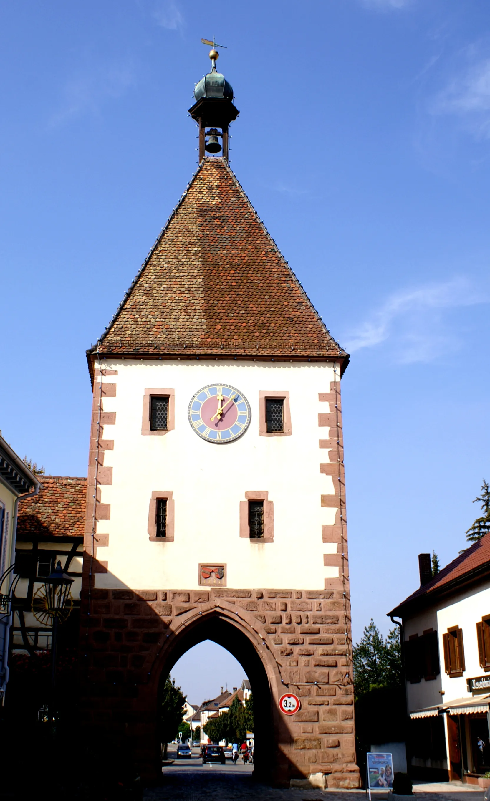 Photo showing: Königschaffhausener Tor aus dem 16. Jahrhundert in Endingen am Kaiserstuhl