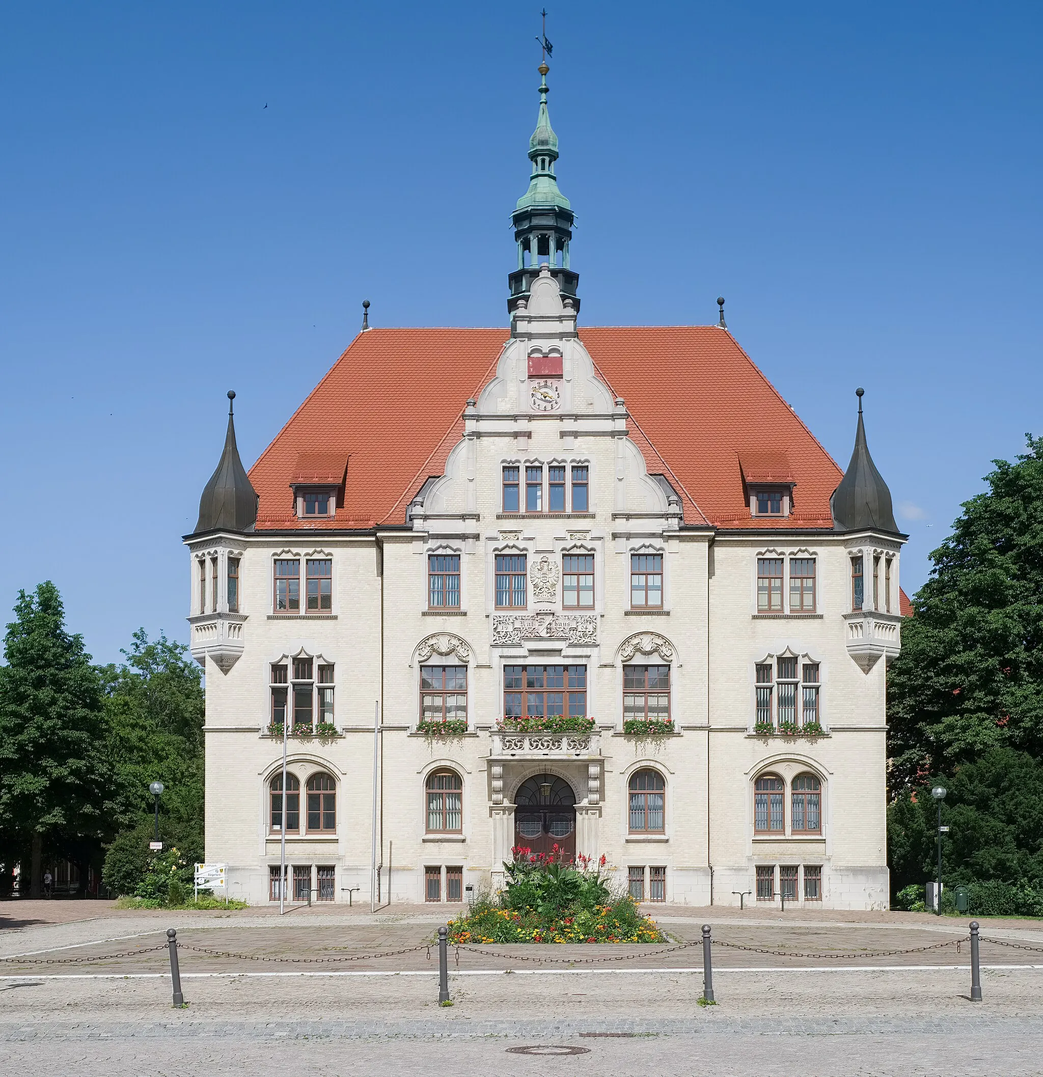 Photo showing: Town hall Trossingen, district Tuttlingen, Baden–Württemberg, Germany