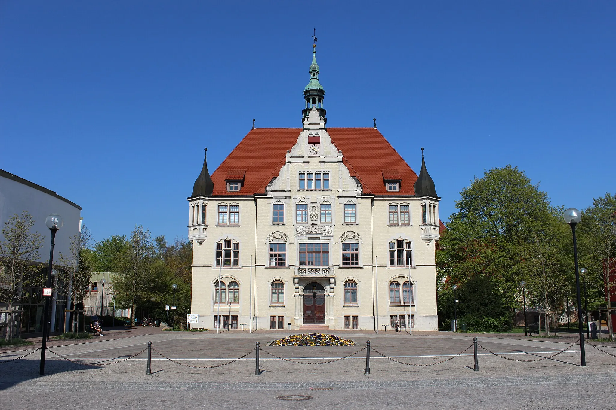 Photo showing: Das Rathaus in Trossingen.