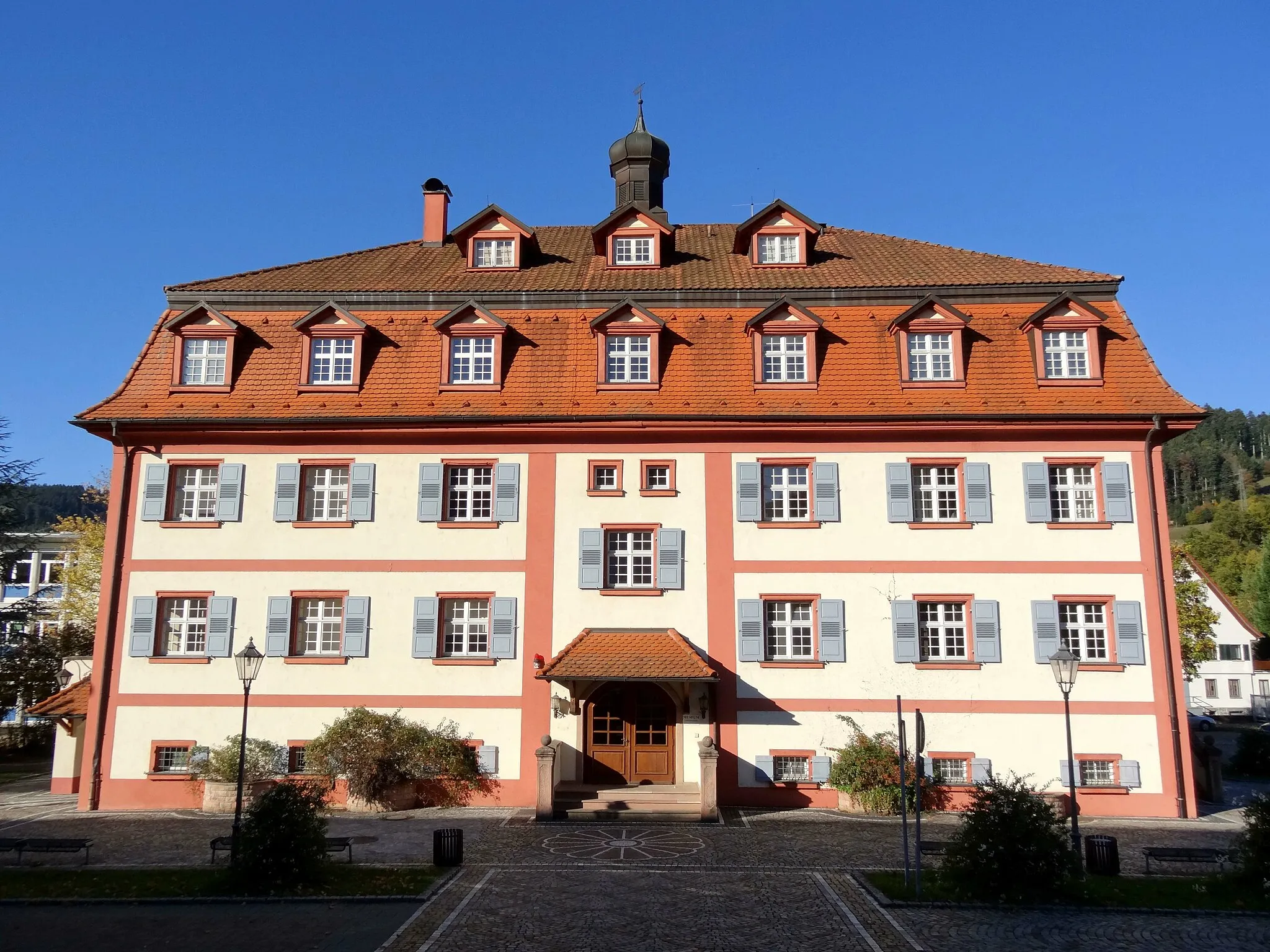 Photo showing: Herrenhaus mit Heimatmuseum