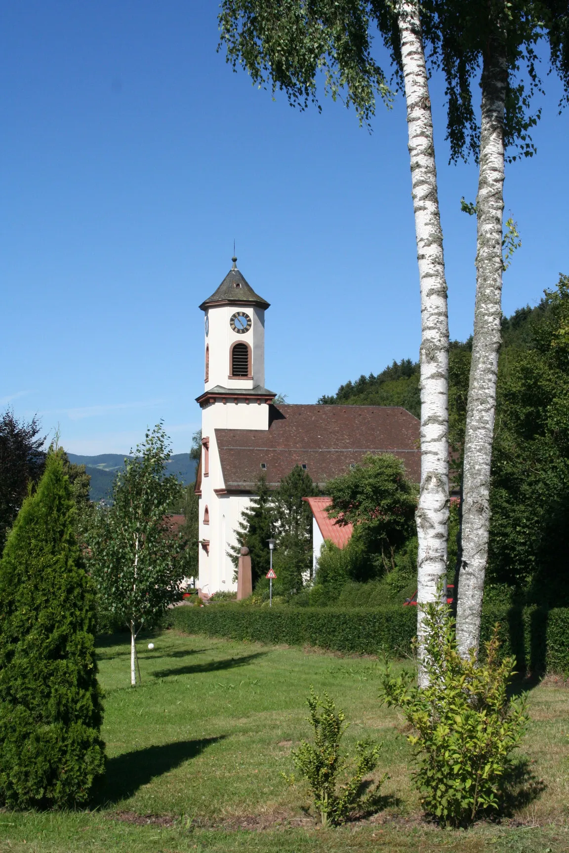 Photo showing: Katholische Kirche St. Erhard in Hofstetten, 1833-35 nach Vorgaben von Hans Voss erbaut