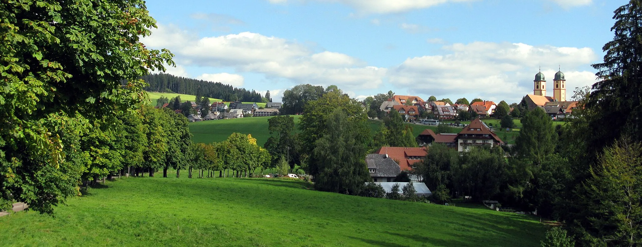 Photo showing: View from the Ohmenkapelle to St. Märgen