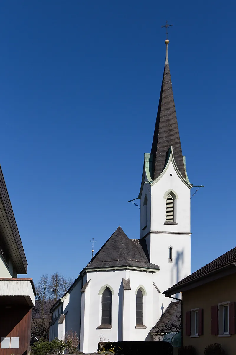Photo showing: Römisch-katholische Pfarrkirche St.Gallus und Othmar in Kaiseraugst (AG)