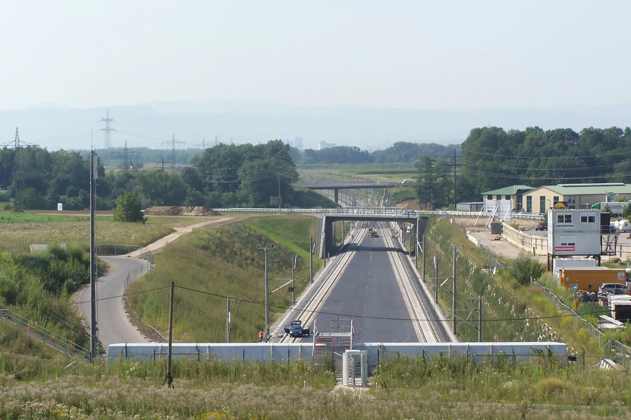 Photo showing: Blick Richtung Basel oberhalb des Katzenbergtunnels