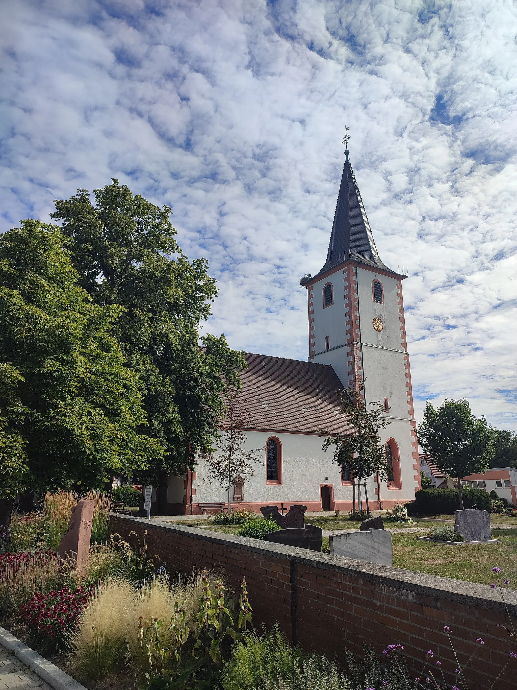 Photo showing: Kirche im Willstätter Ortsteil Sand