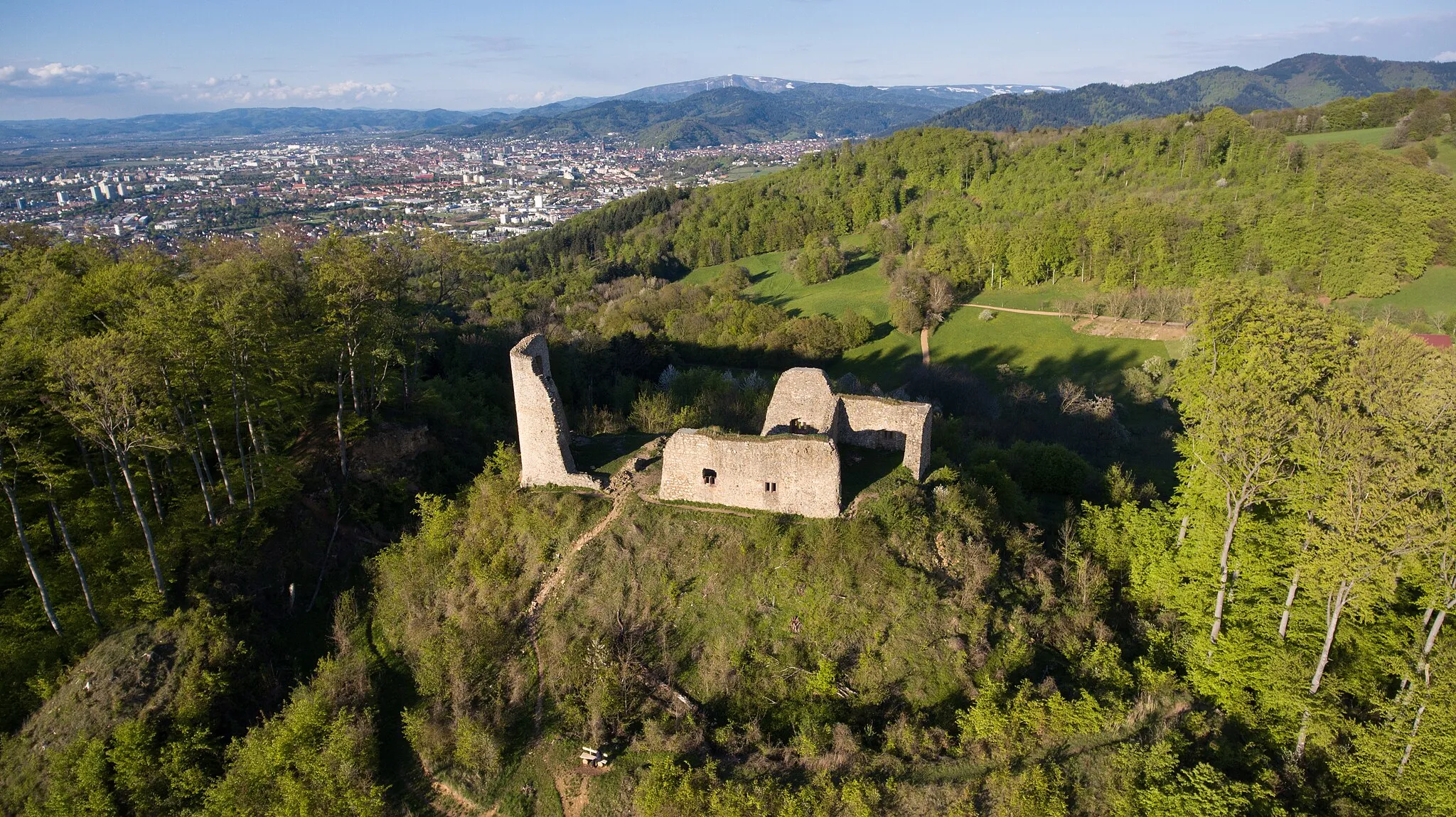 Photo showing: Schneeburg, Schönberg, Ebringen, Germany