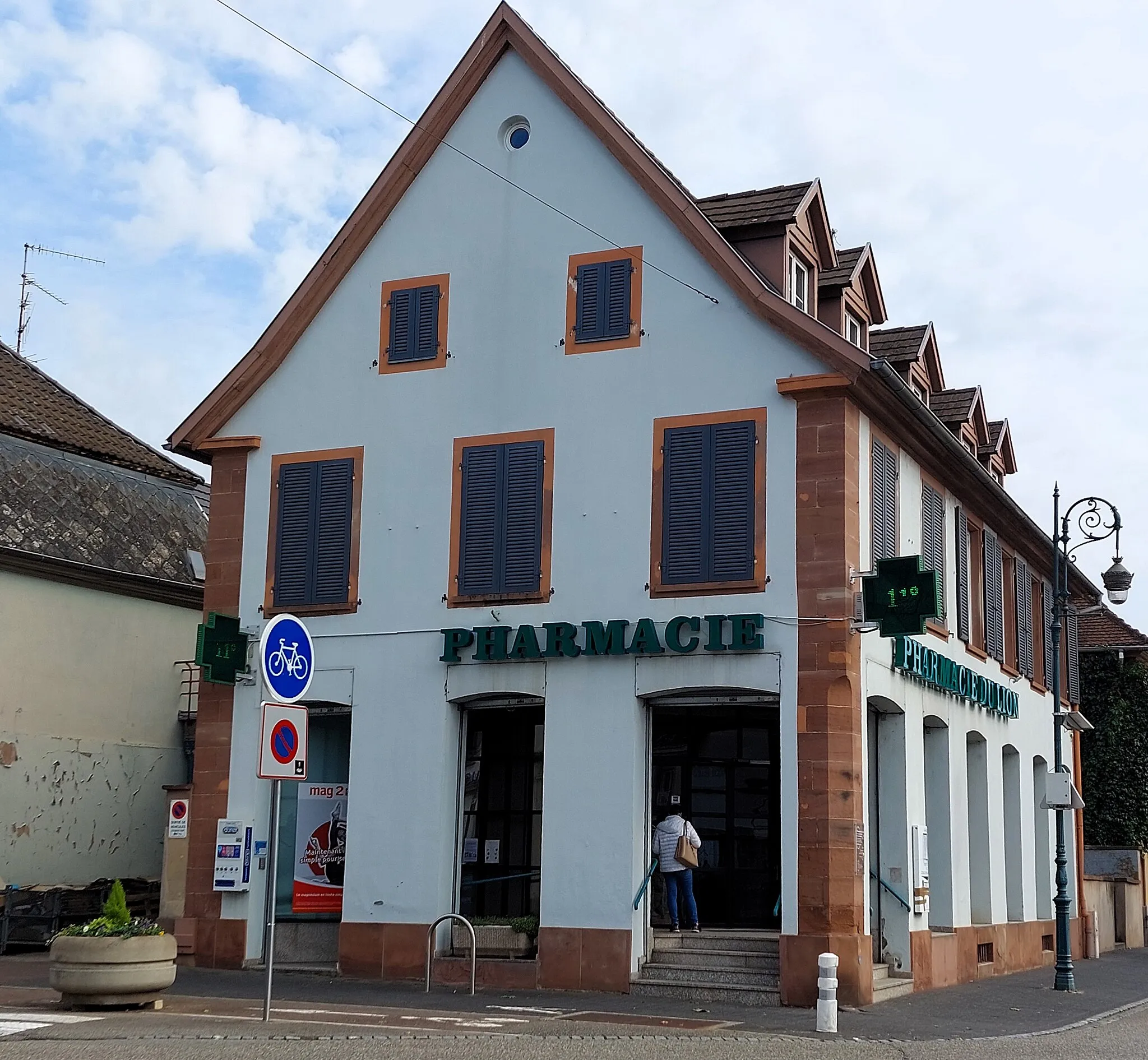 Photo showing: Pharmacie du lion Rue Jacques Kablé à Brumath