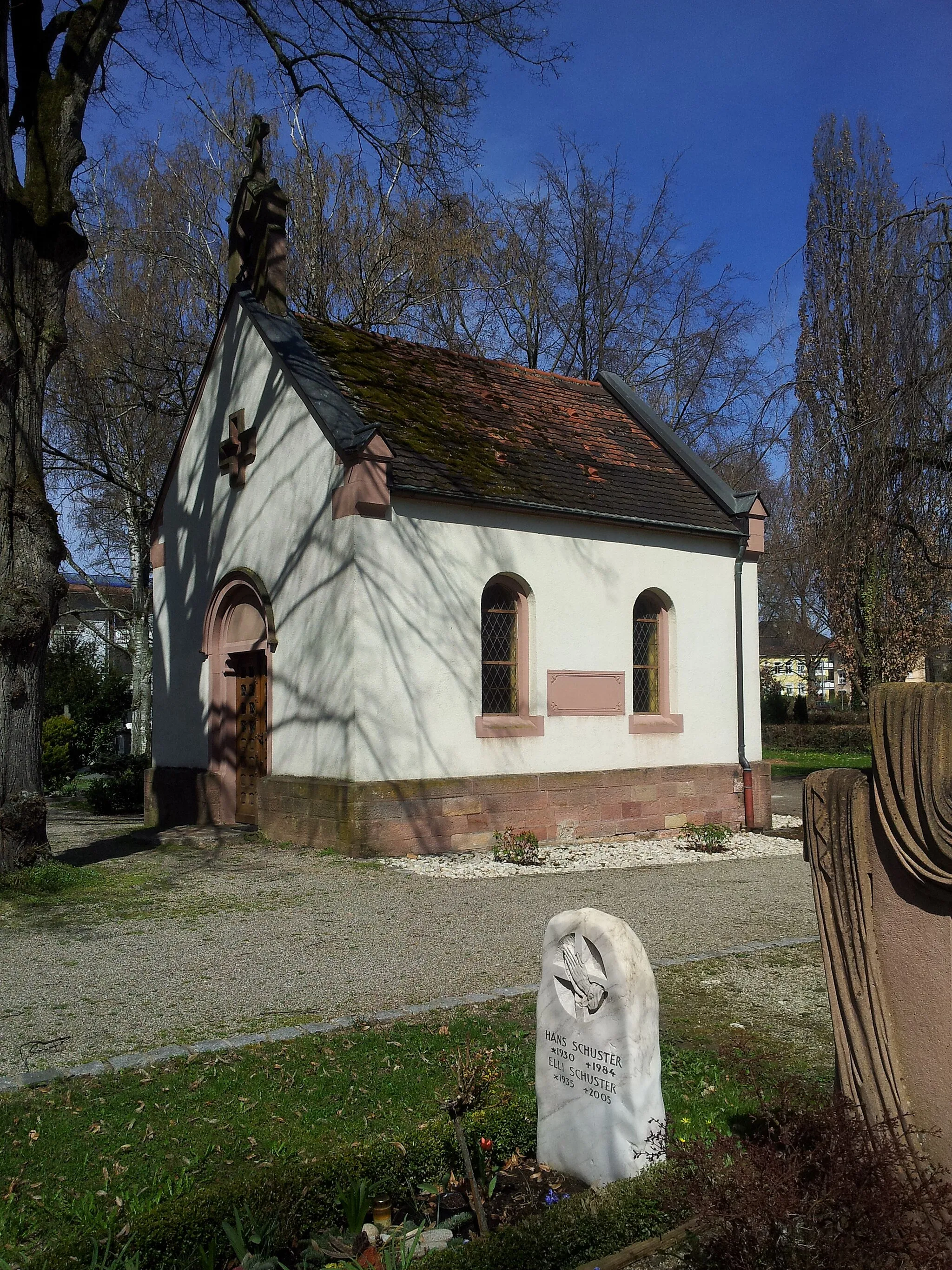 Photo showing: Alte Kapelle auf dem Friedhof in Kenzingen