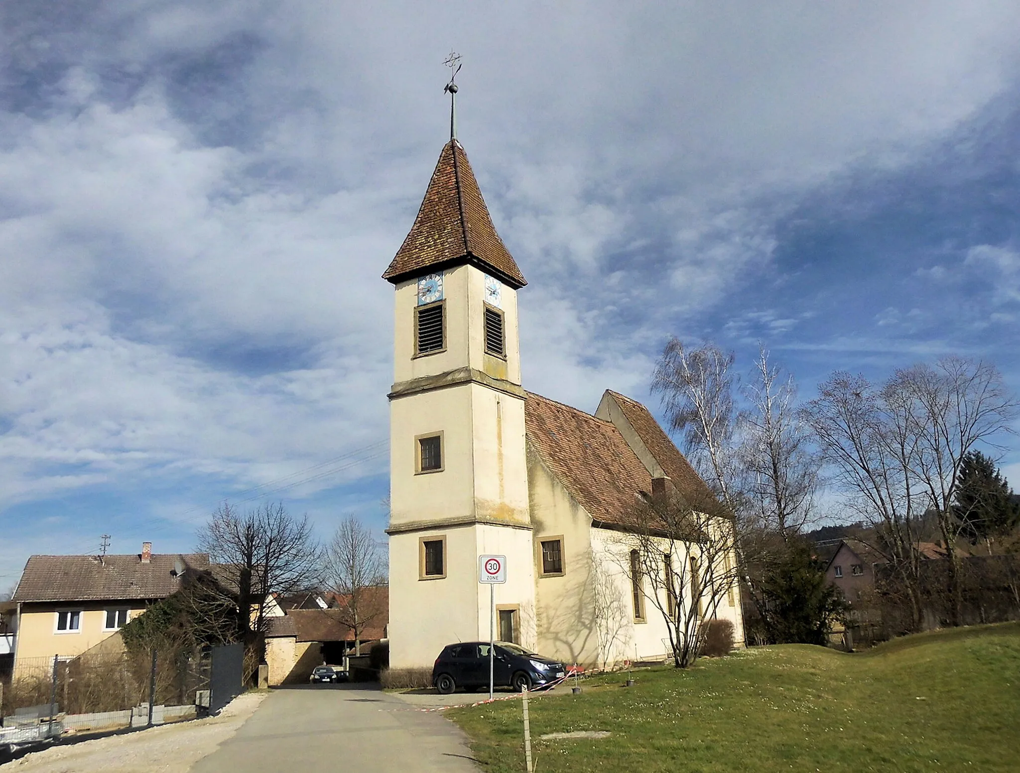 Photo showing: Südwestseite der evangelischen Kirche St. Jakobus in Dattingen