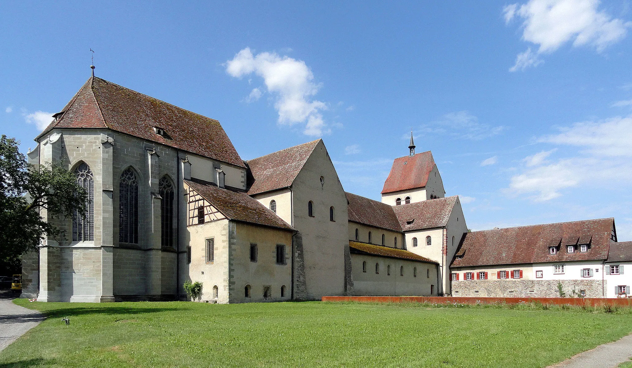 Photo showing: Das Münster in Mittelzell auf der Reichenau im August 2013