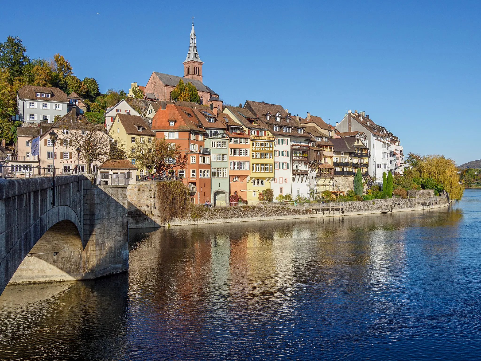 Photo showing: View from Laufenburg (Switzerland) to Laufenburg (Germany)