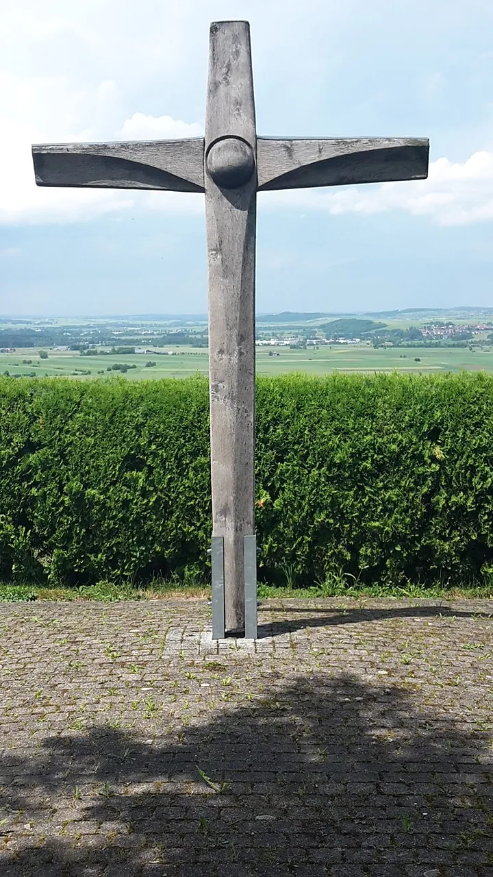 Photo showing: Kreuz auf Friedhof in Fürstenberg