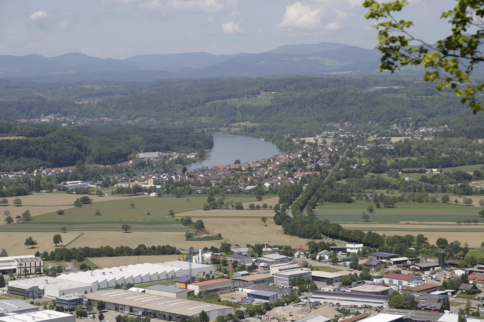 Photo showing: Blick von der Mumpferflue Richtung Nord-Westen, auf das  badische Wallbach.
