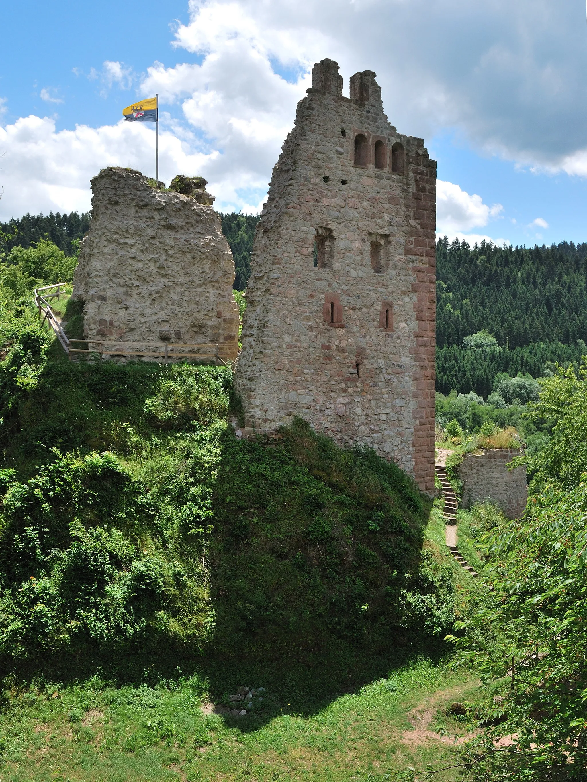 Photo showing: Castle ruine Schenkenburg in Schenkenzell in the federal state Baden-Württemberg in Southern Germany.
