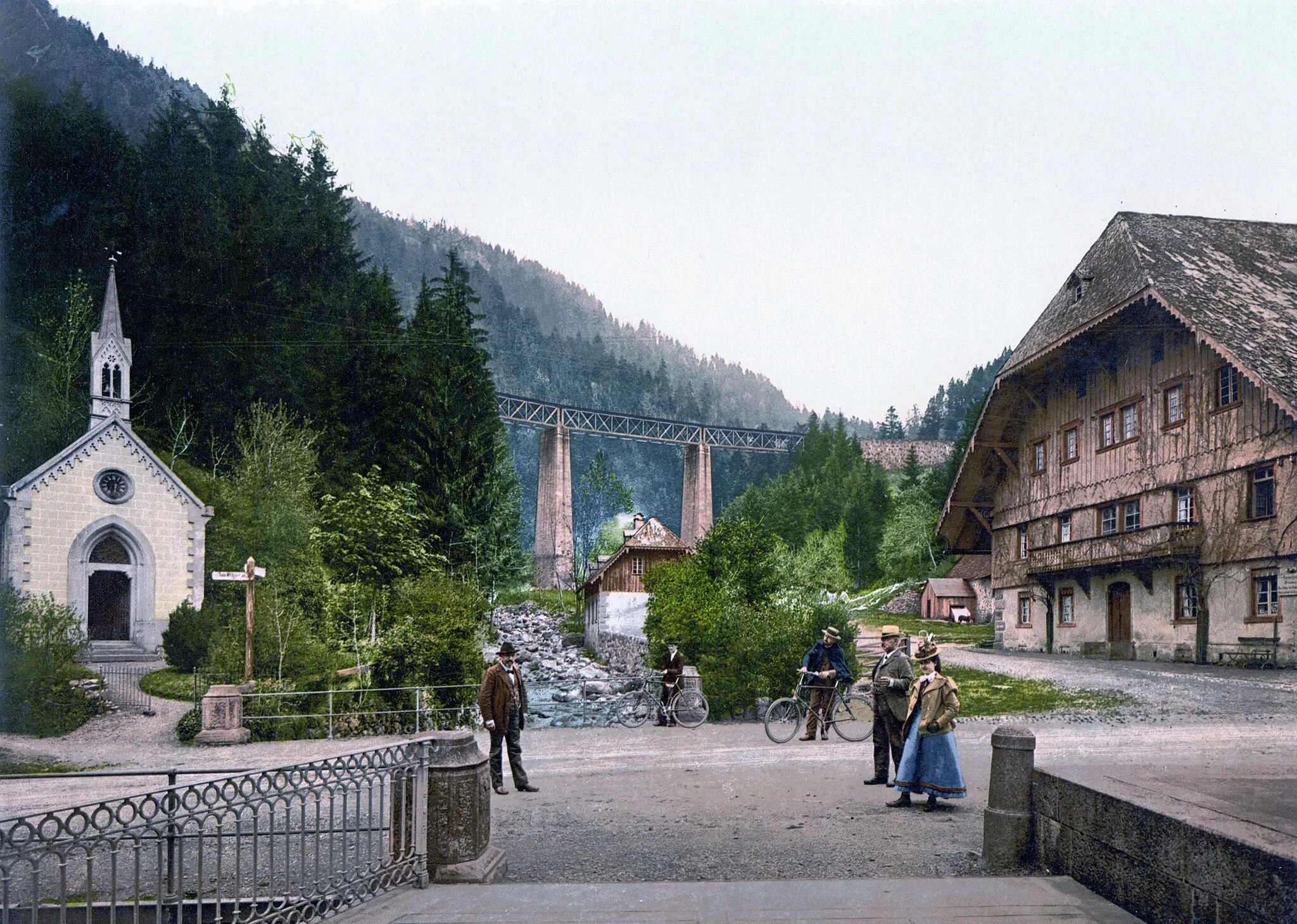 Photo showing: Höllental mit Ravennabrücke um 1900.