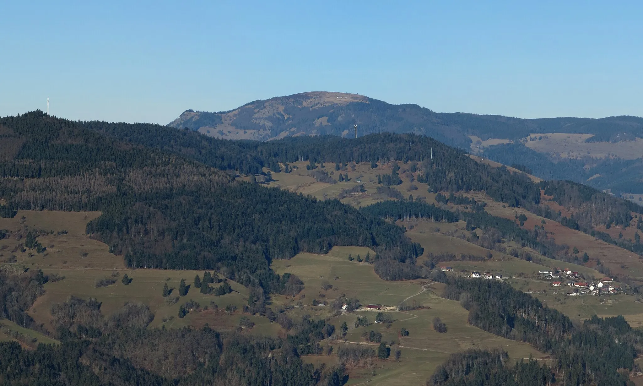 Photo showing: The Belchen in the Black Forrest from south, taken from the tower on Hohe Möhr
