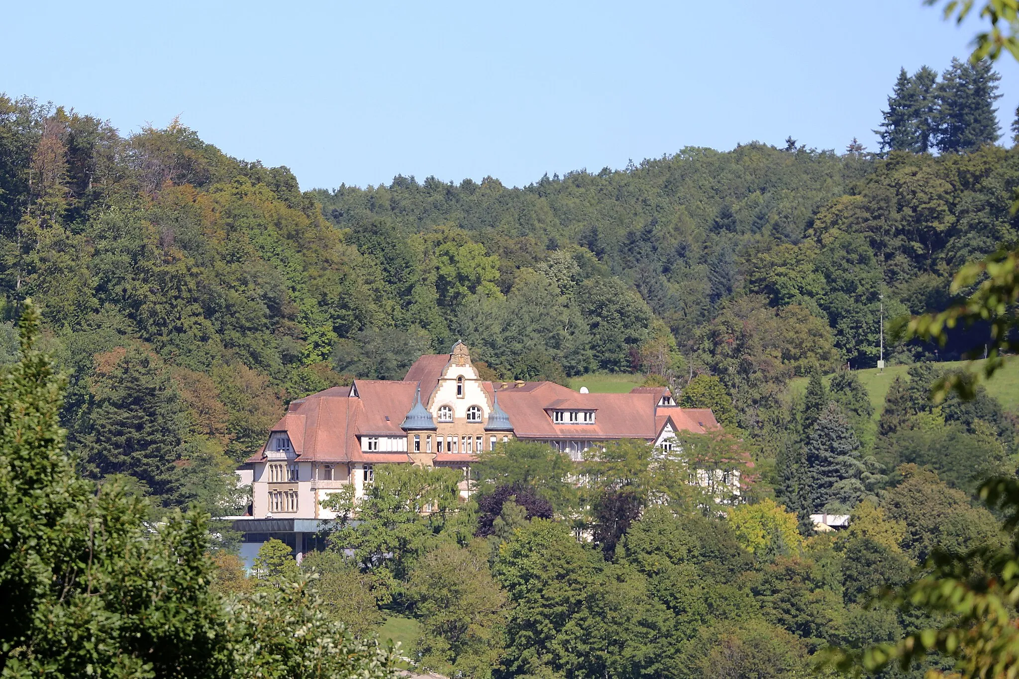 Photo showing: Blick auf die Römerberg Klinik in Badenweiler im Ortsteil Oberweiler (Schwarzwald).