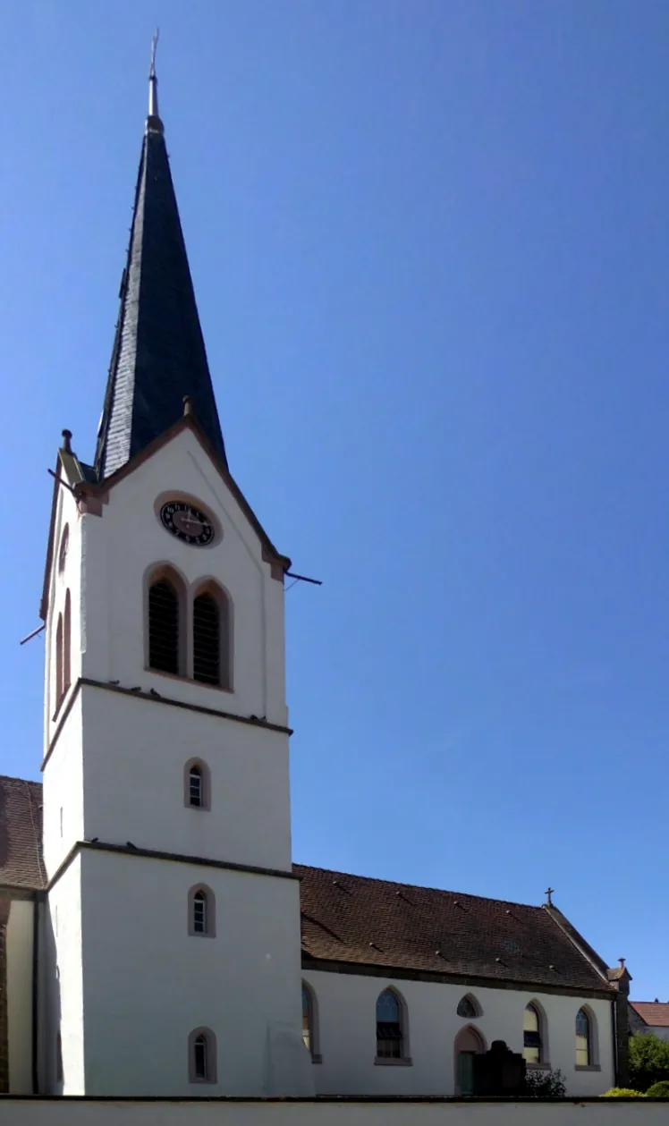 Photo showing: Nordostseite der evangelischen Kirche in Bickensohl, Stadt Vogtsburg im Kaiserstuhl