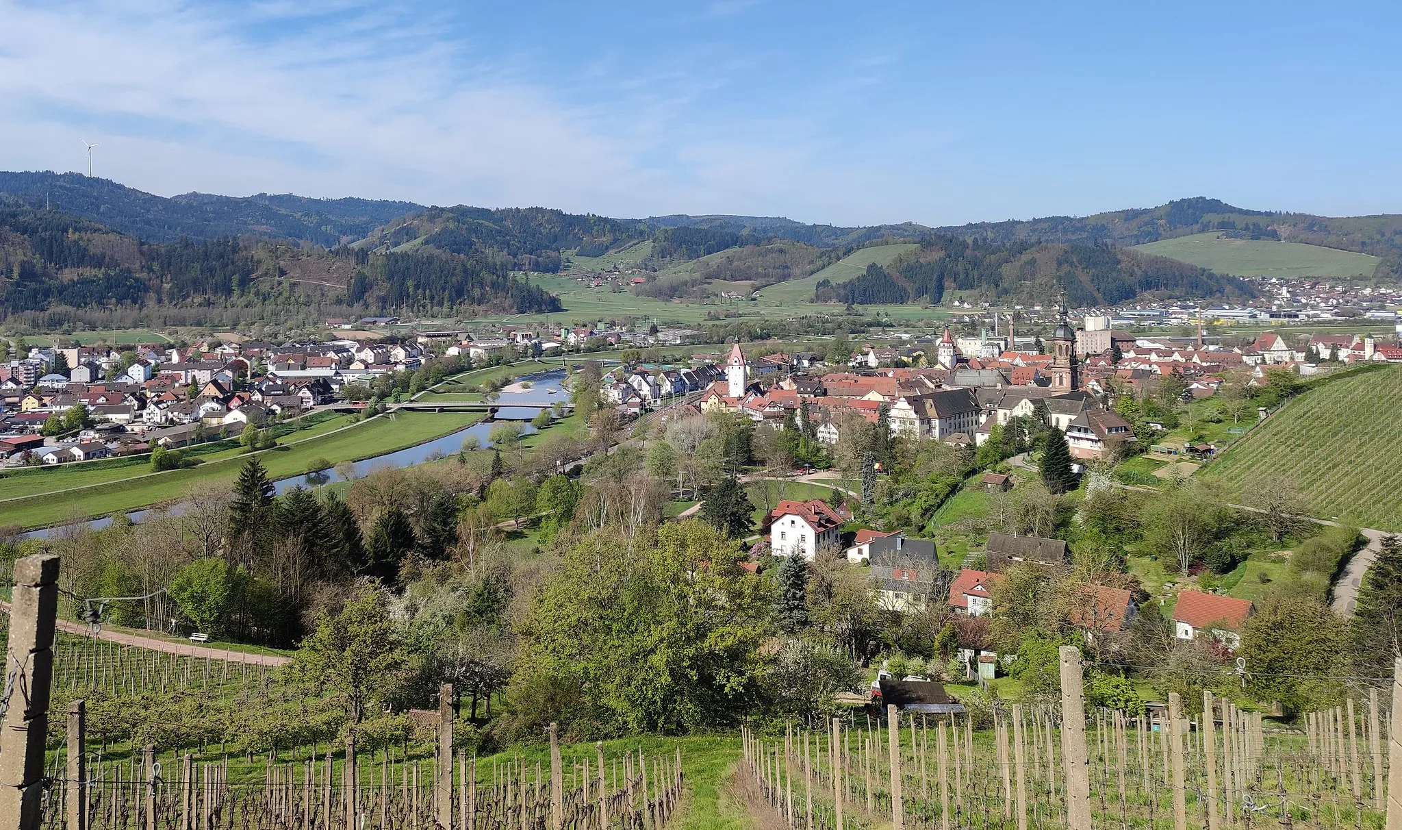 Photo showing: Ansicht der Stadt Gengenbach und der Kinzig aus den Weinreben westlich der Stadt