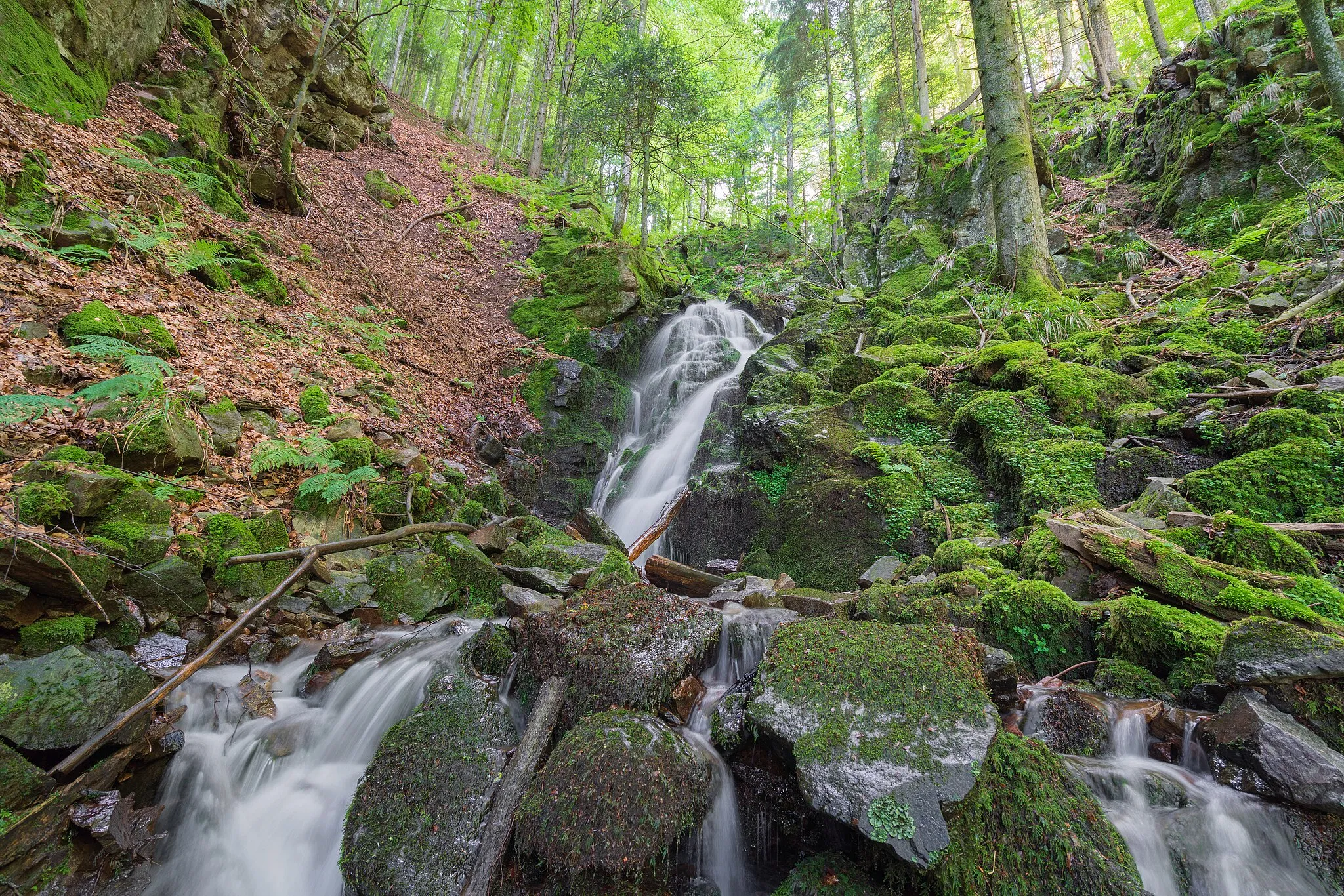 Photo showing: großer Hirschbach-Wasserfall