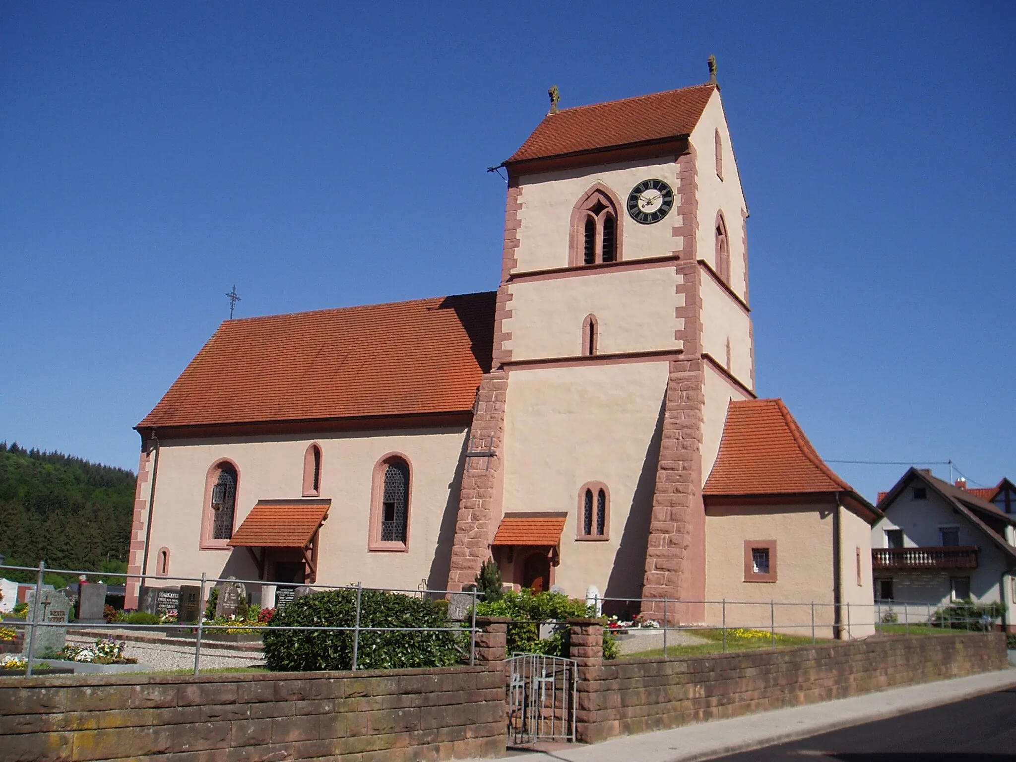 Photo showing: Seelbach (Schutter), Ortsteil Wittelbach, Kirche St. Peter und Paul, 2007