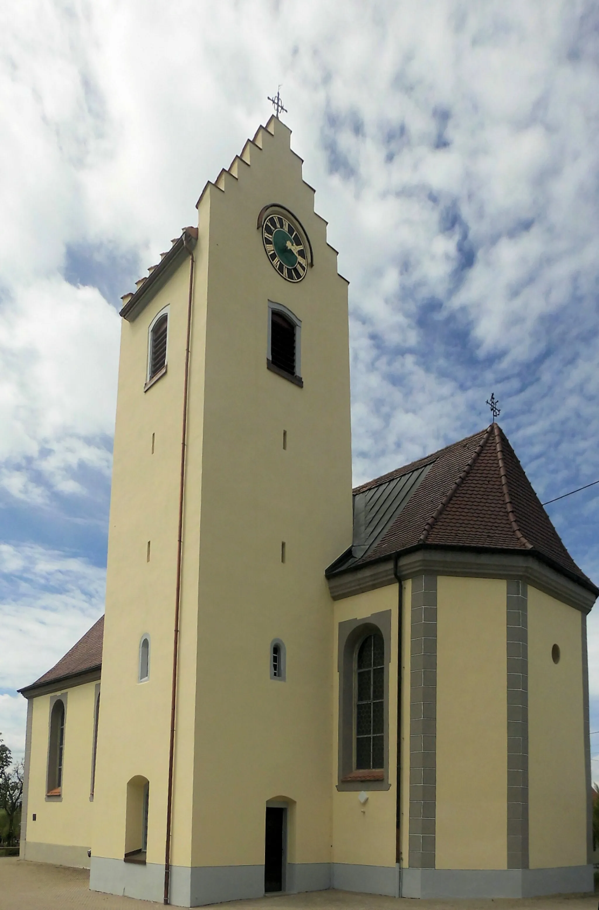 Photo showing: Ostseite der Kirche St. Gallus in Unterbaldingen, Stadt Bad Dürrheim, Deutschland