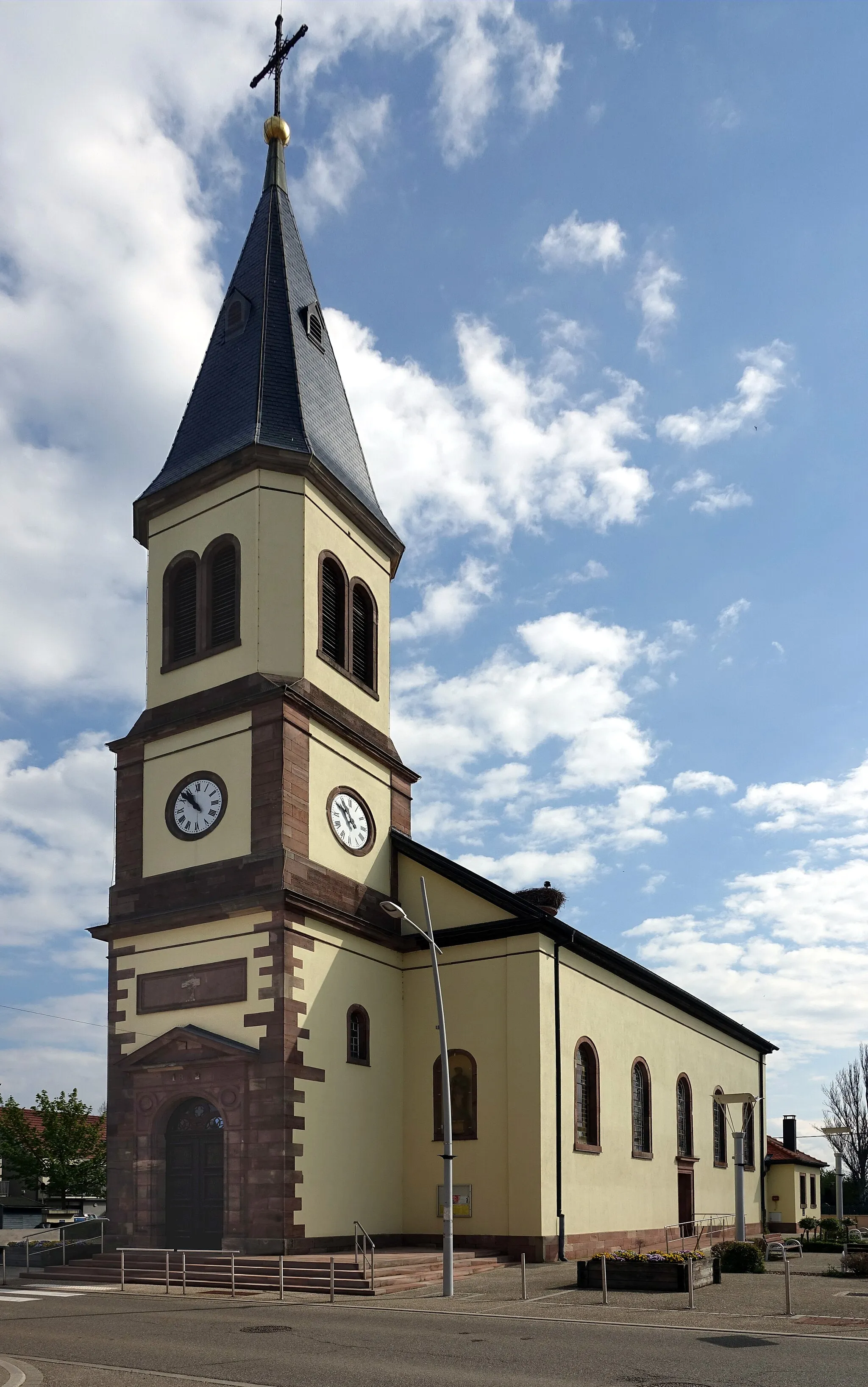 Photo showing: St. Joseph's Church of Bischwihr (Haut-Rhin, France).