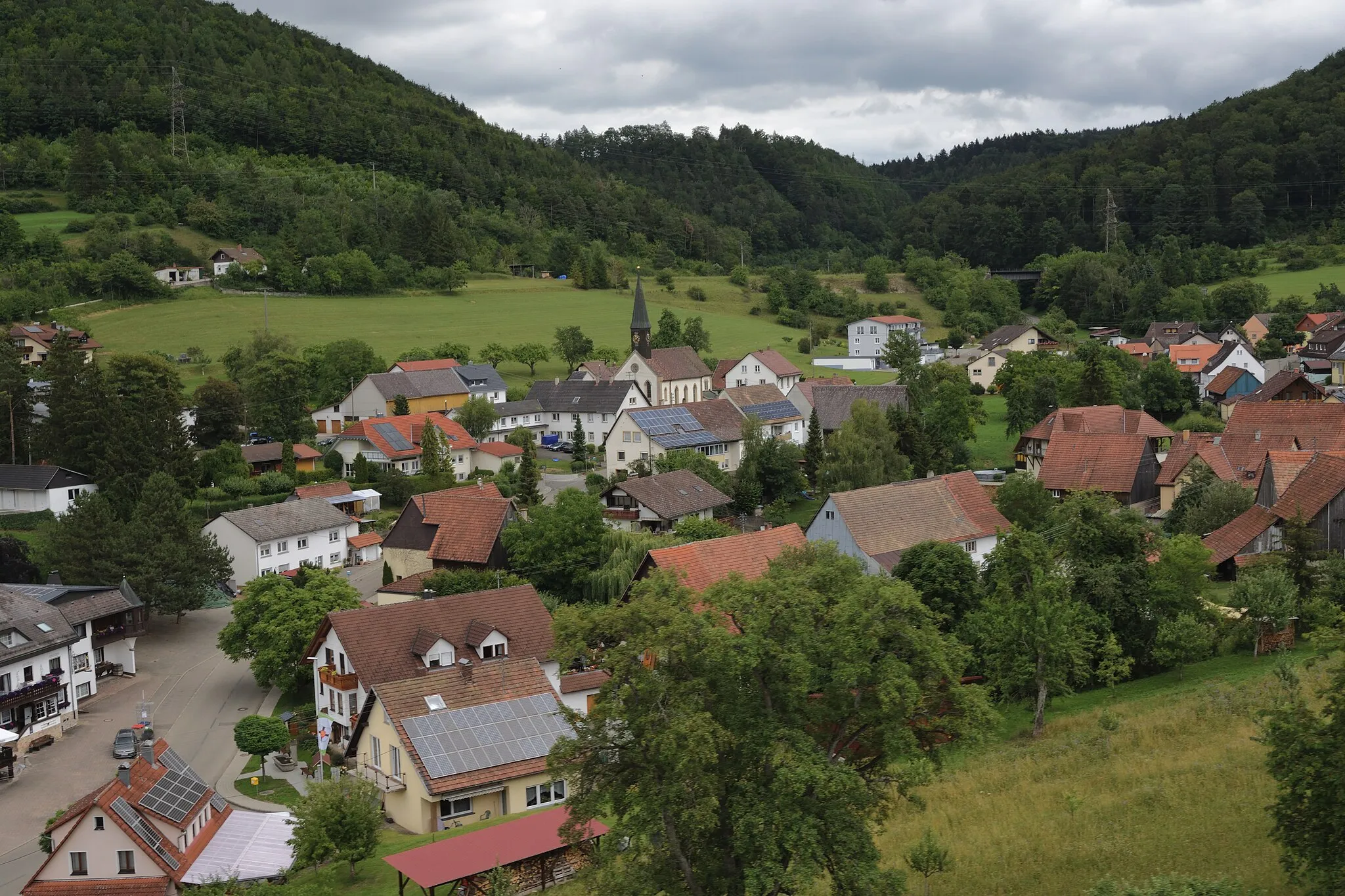 Photo showing: Epfenhofen von der Talbrücke der Wutachtalbahn aus gesehen