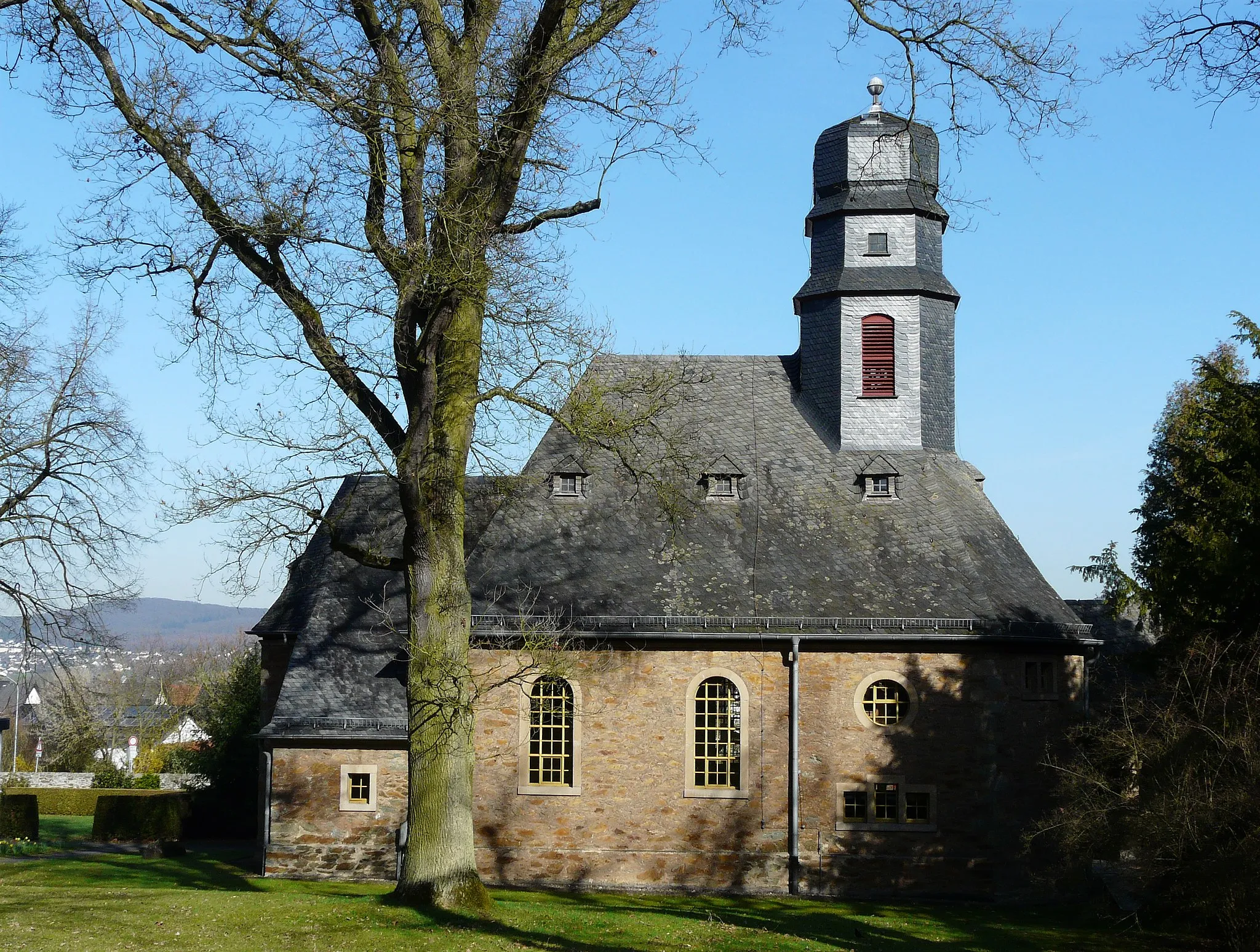 Photo showing: Evangelische Kirche in Solms-Albshausen (Hessen)