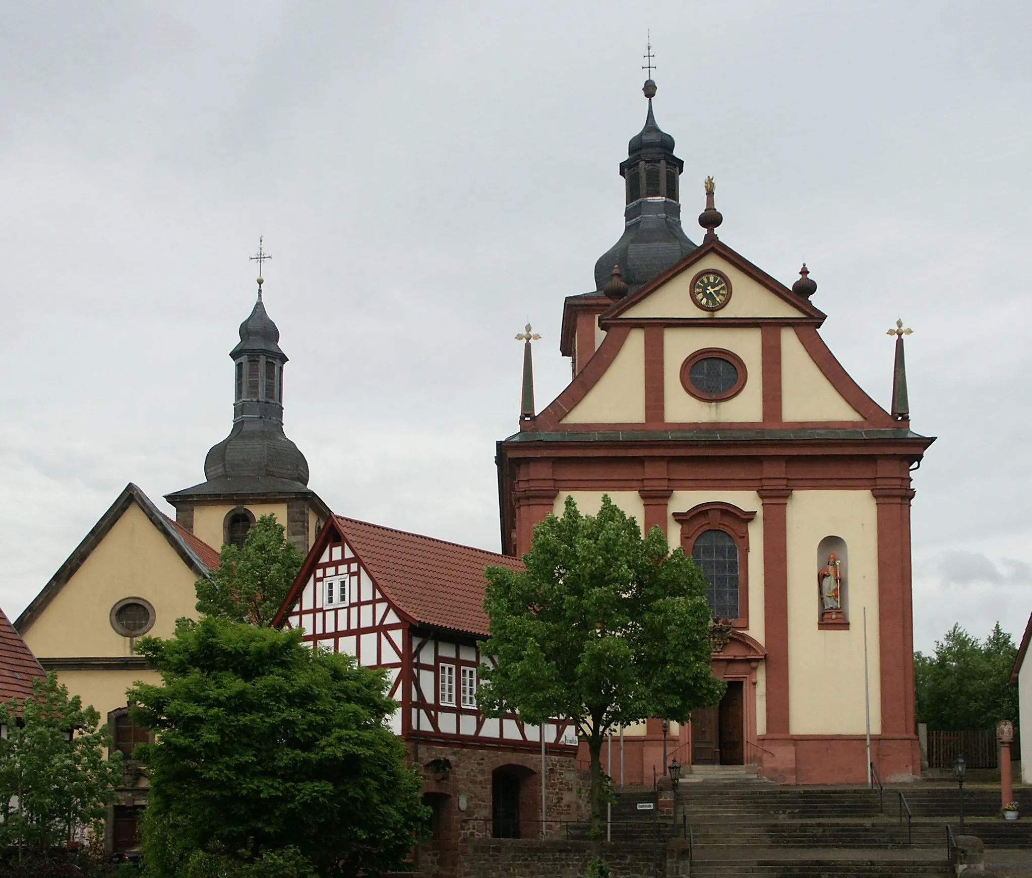 Photo showing: evangelische und katholische Pfarrkirche in Burghaun (Barock)