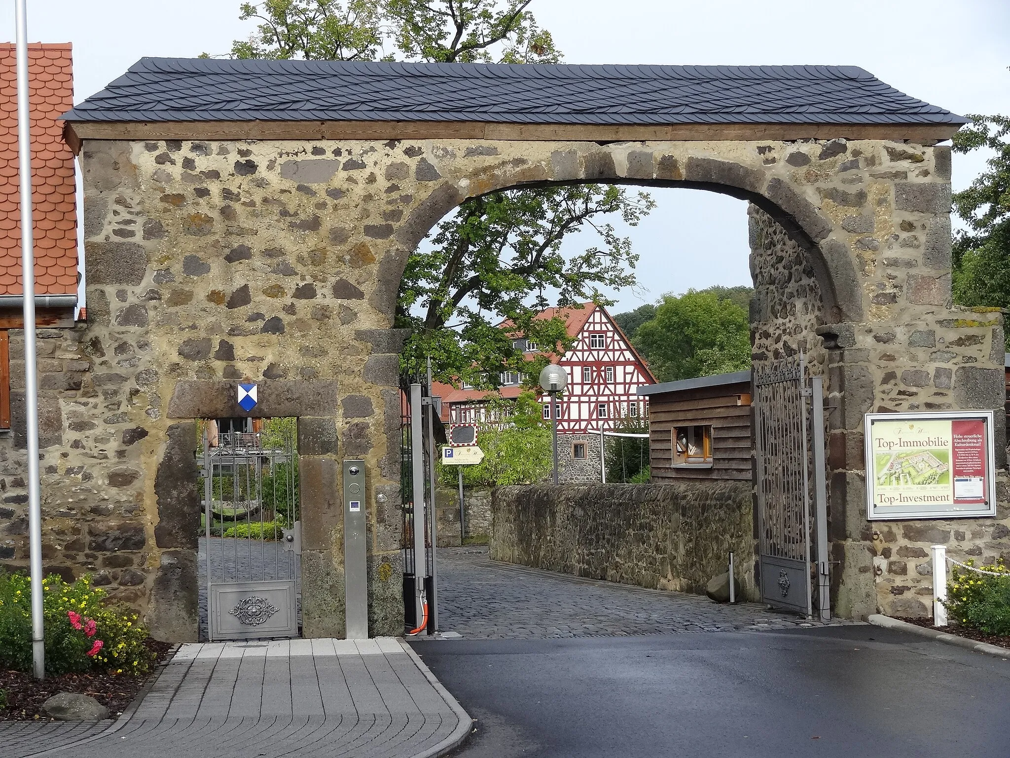 Photo showing: This is a picture of the Hessian Kulturdenkmal (cultural monument) with the ID