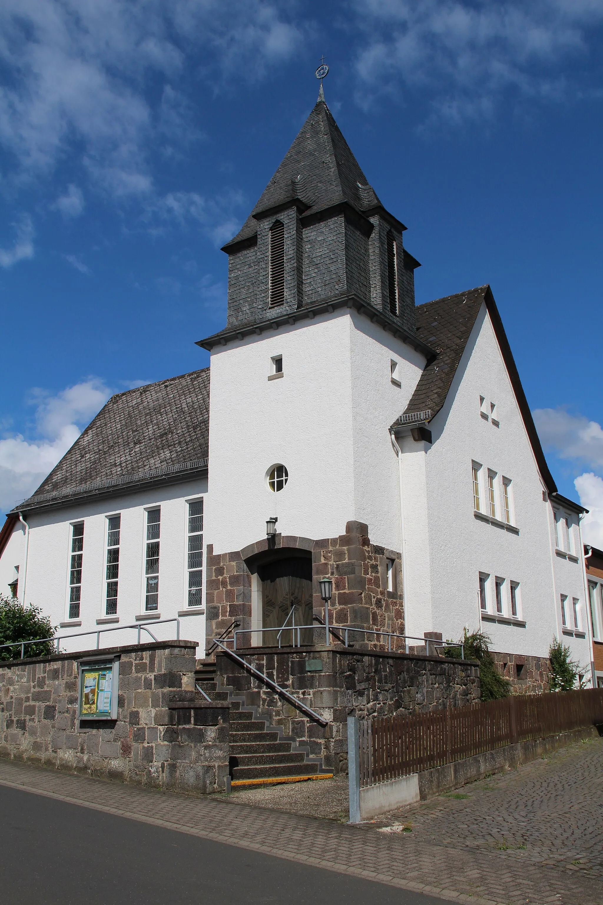 Photo showing: This is a picture of the Hessian Kulturdenkmal (cultural monument) with the ID