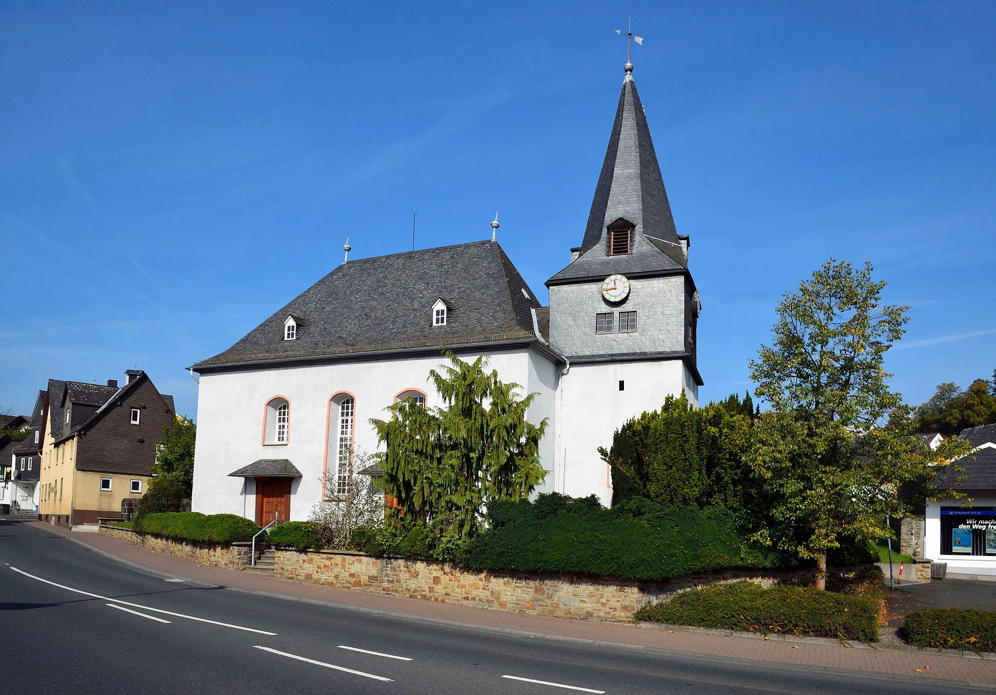 Photo showing: Die ev. Kirche in Bicken