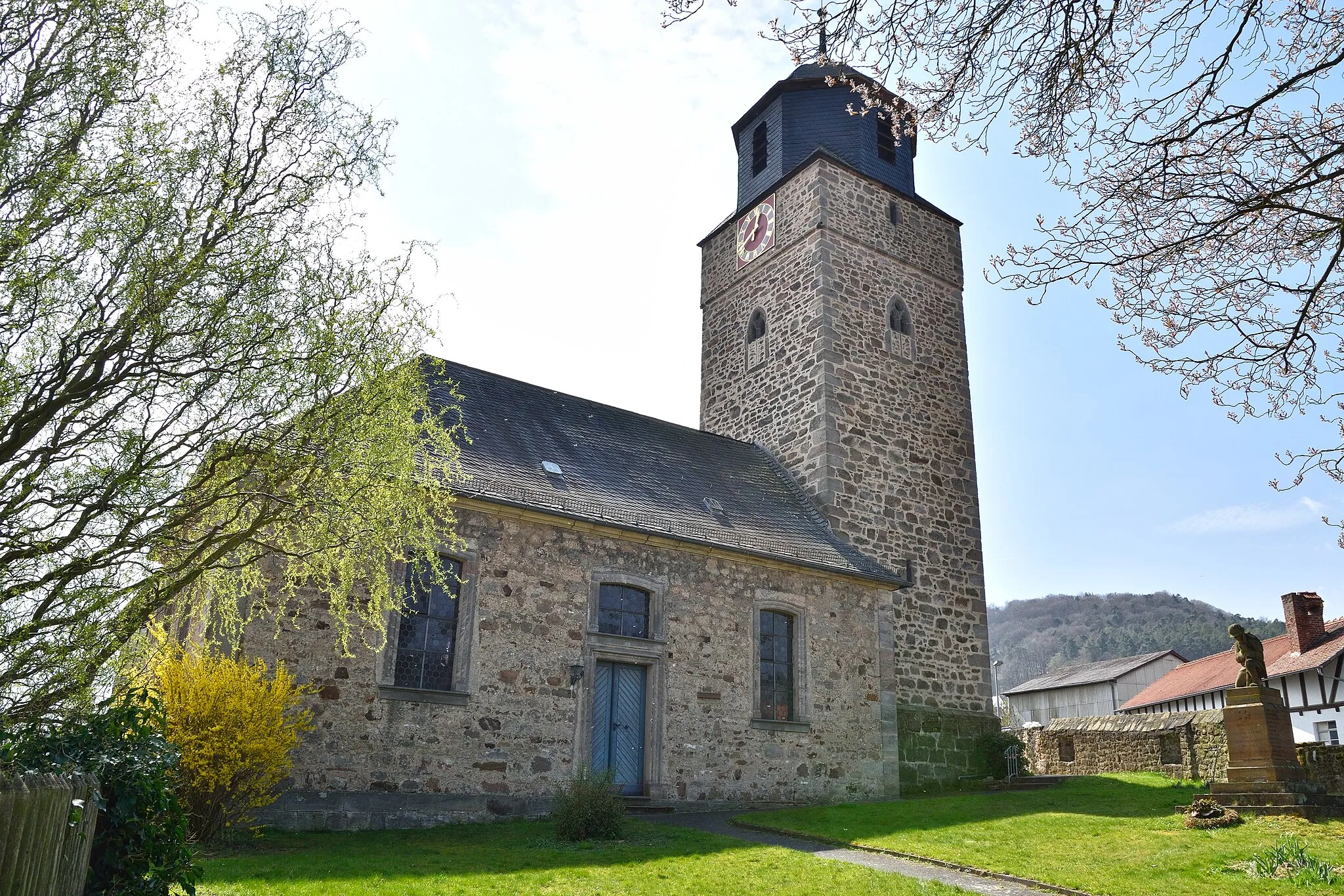 Photo showing: Evangelic St. Martin's Church in Wehrda