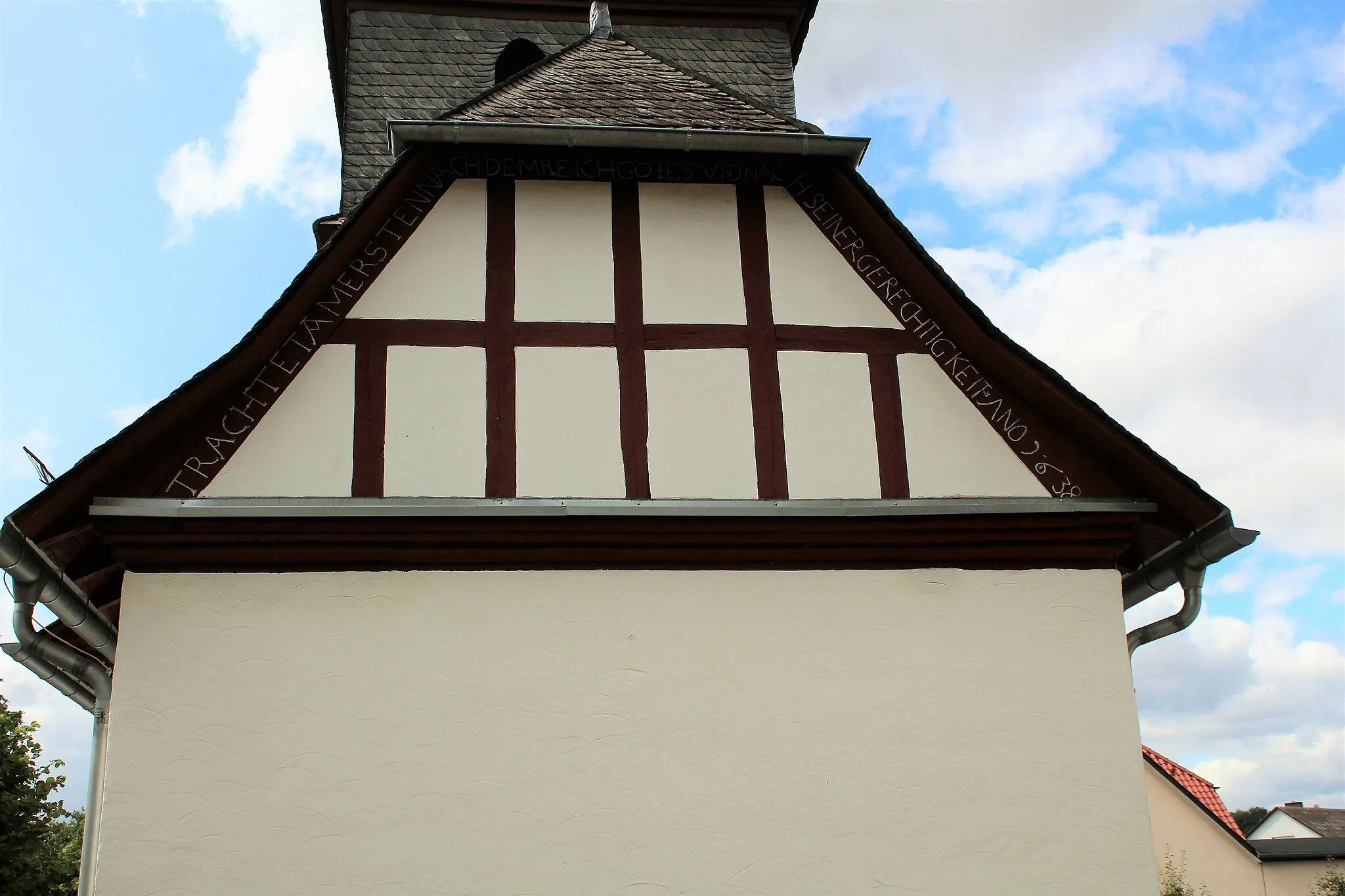 Photo showing: Evangelische Kirche Großrechtenbach, Gemeinde Hüttenberg, Lahn-Dill-Kreis, Hessen, Deutschland