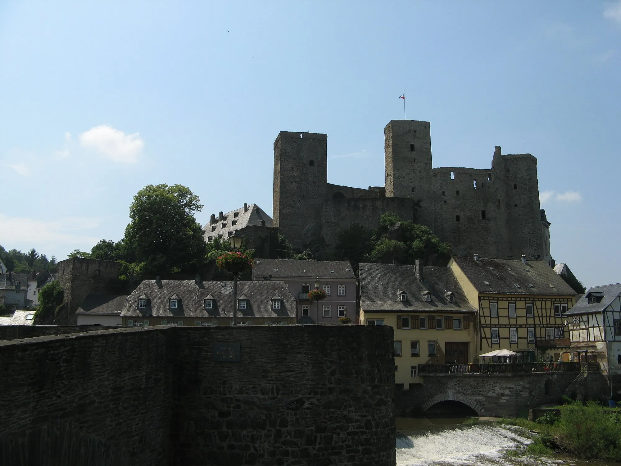 Photo showing: Runkel Castle, Runkel, Hessen, Germany
