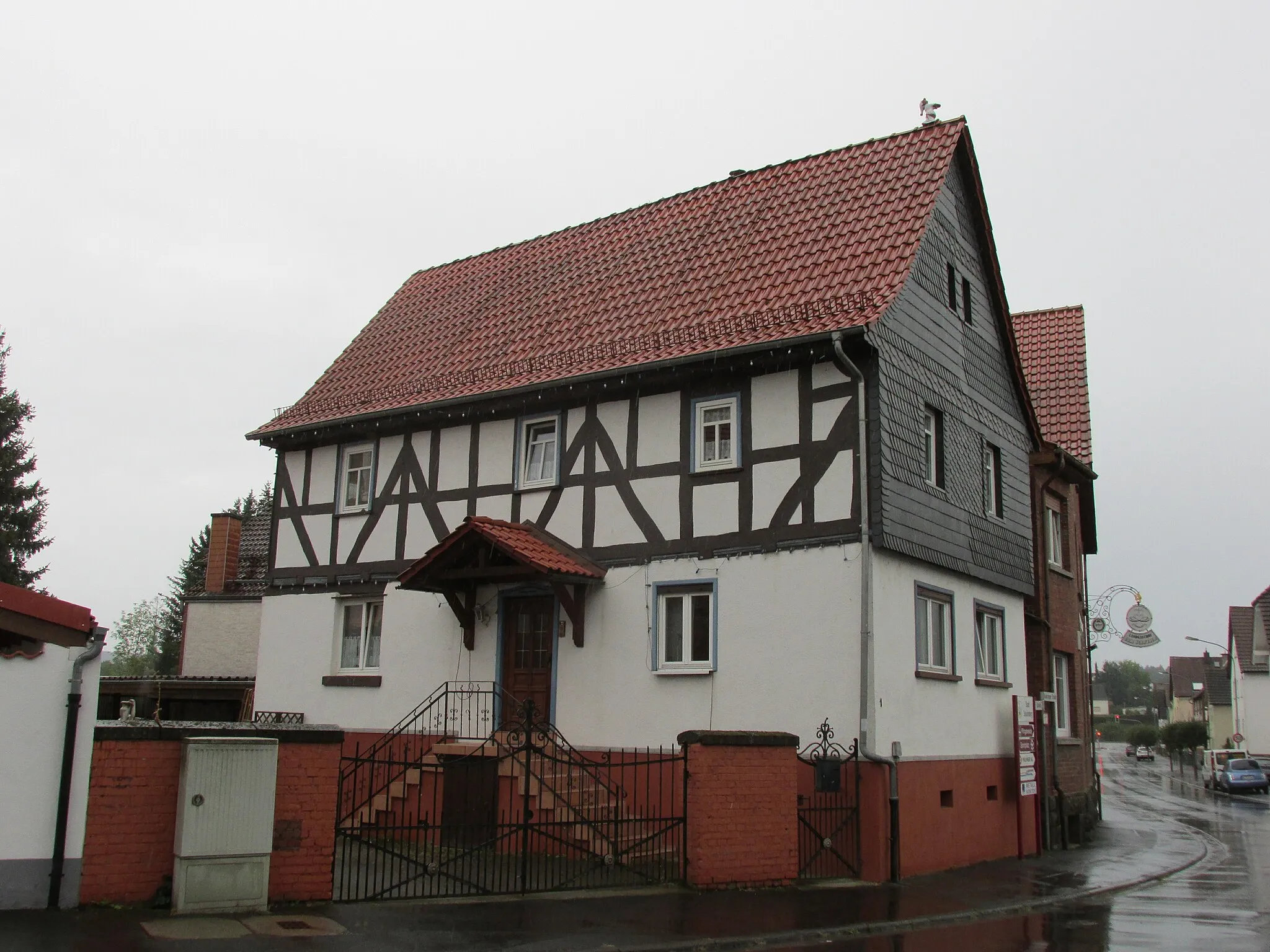 Photo showing: Treiser Str. 1, Staufenberg, Germany