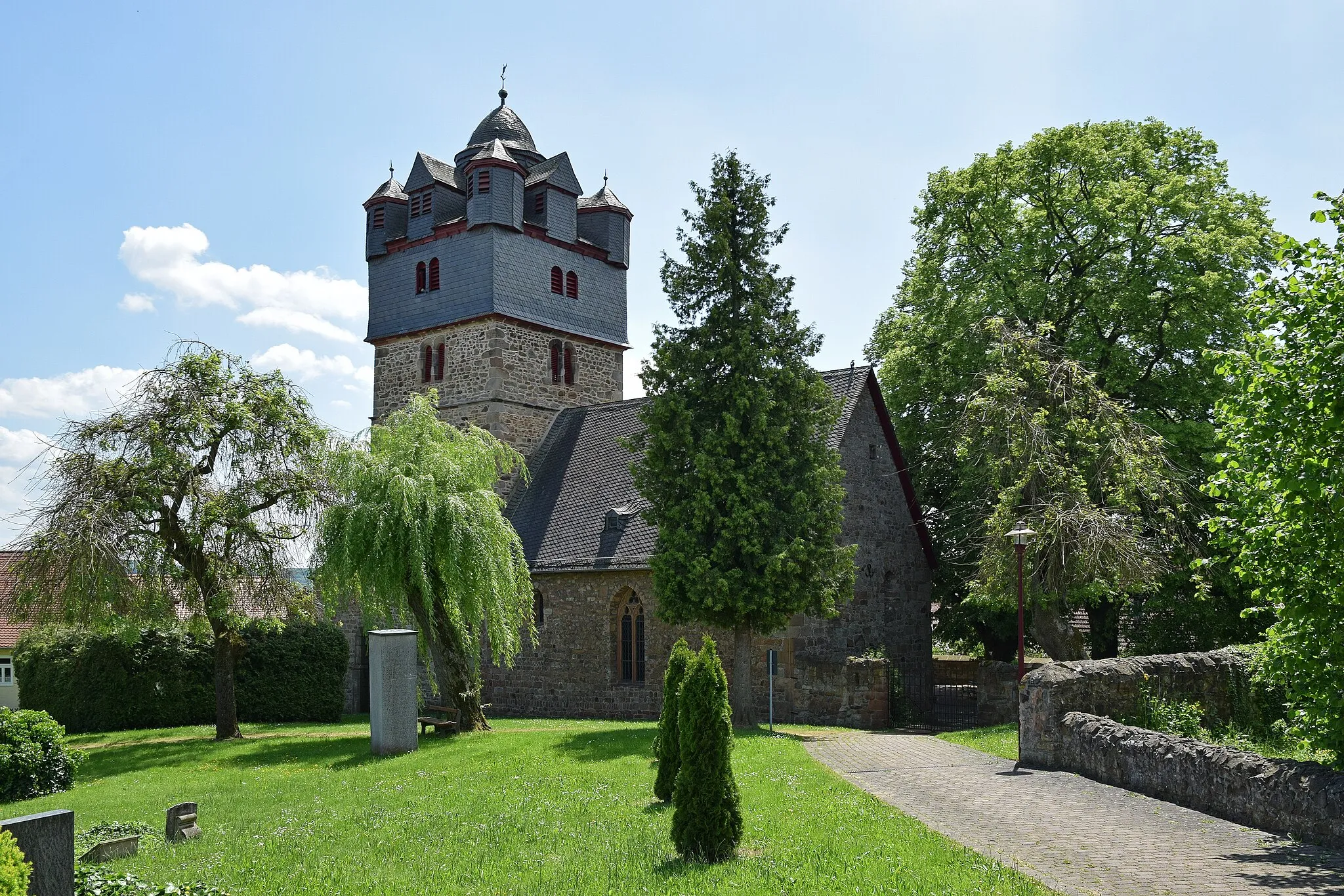 Photo showing: Die evangelische Kirche in Fronhausen