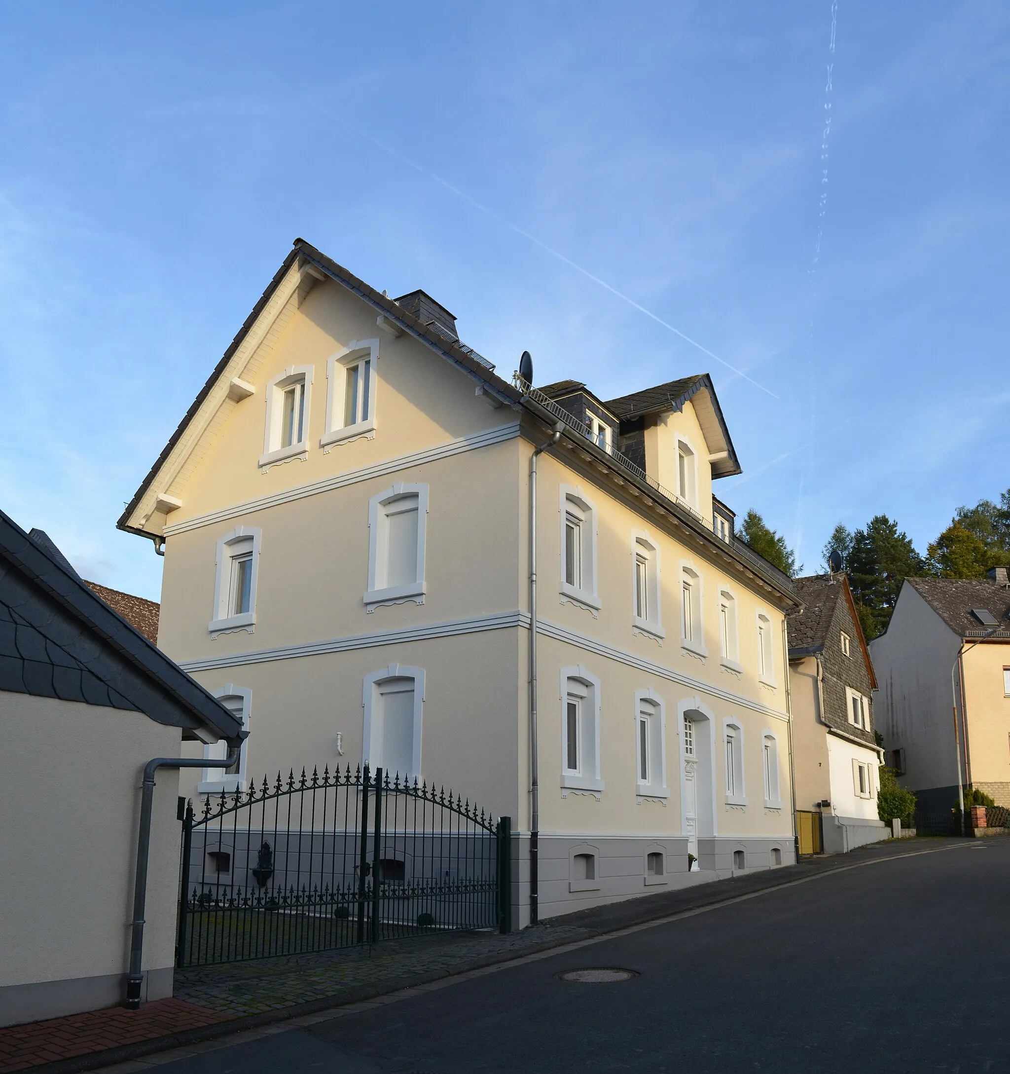 Photo showing: Langenbach, Wedegasse 5