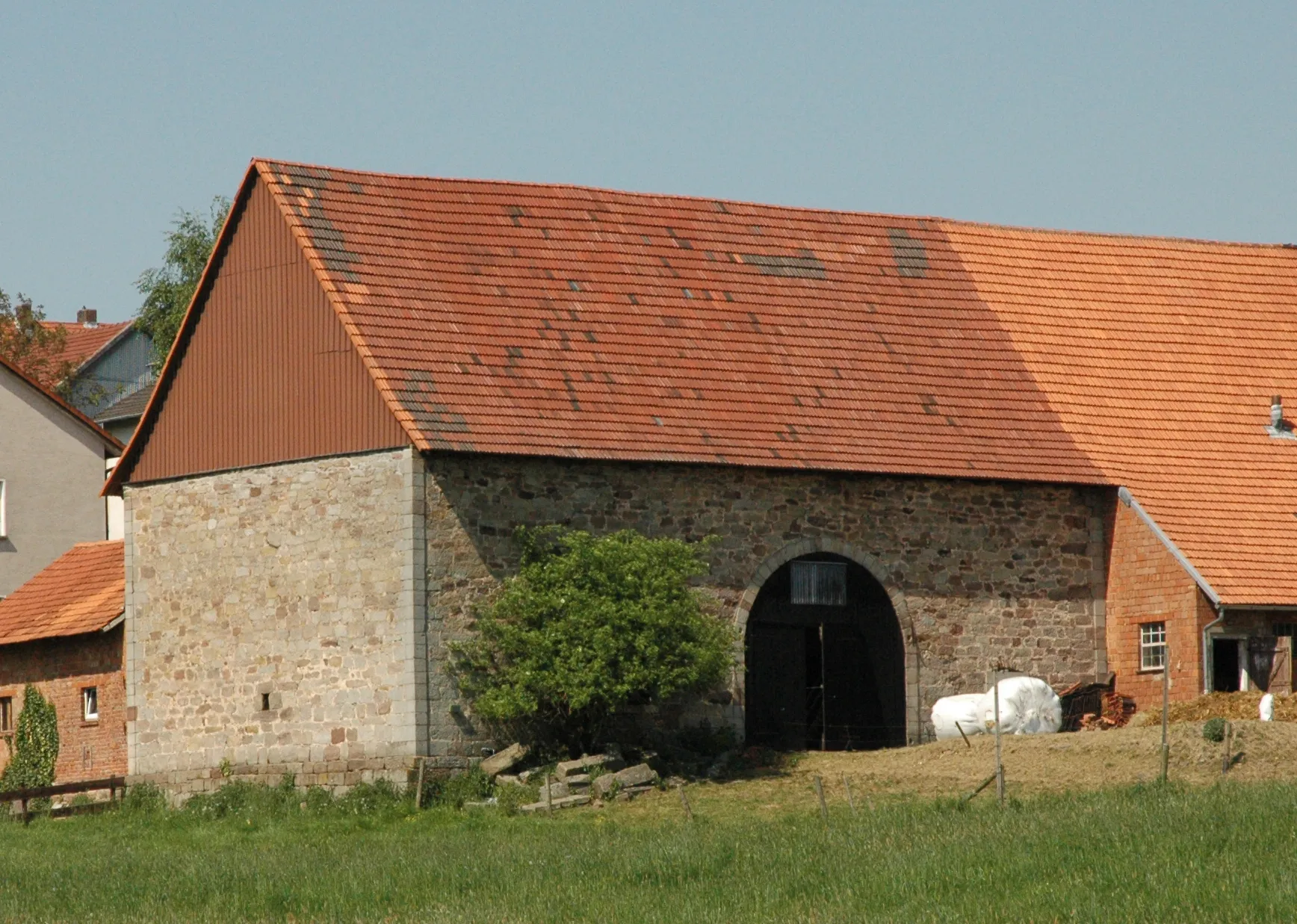 Photo showing: Bild der Zehntscheune Unterstoppel (Haunetal, Kreis Hersfeld - Rotenburg), vermutl. 1784. Aufnahmedatum: 14. Mai 2008