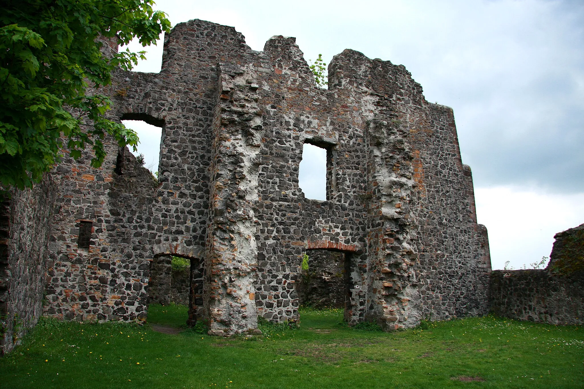 Photo showing: Burg Staufenberg (Hessen)