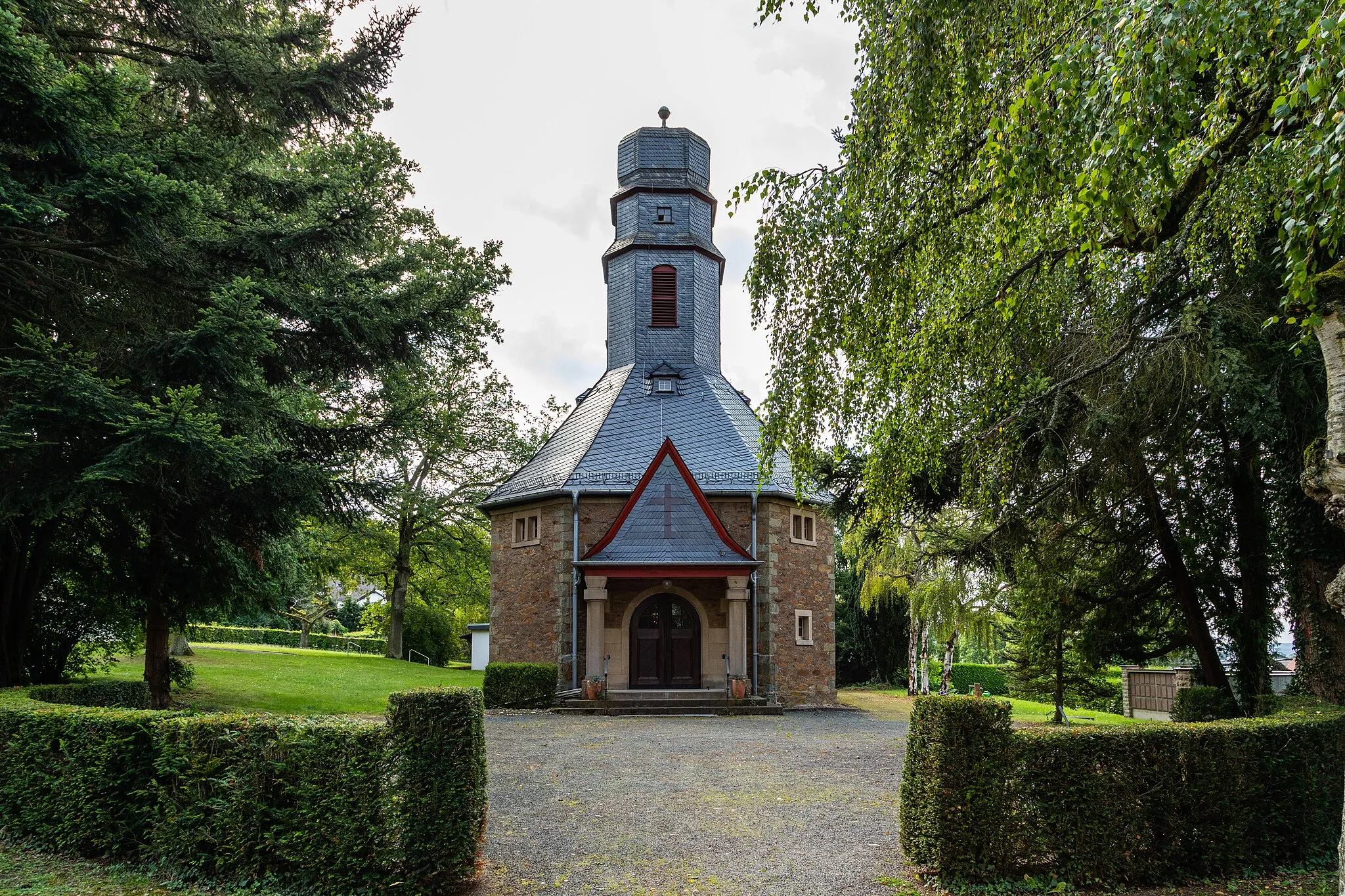 Photo showing: Albshausen, Gesamtanlage Kirche