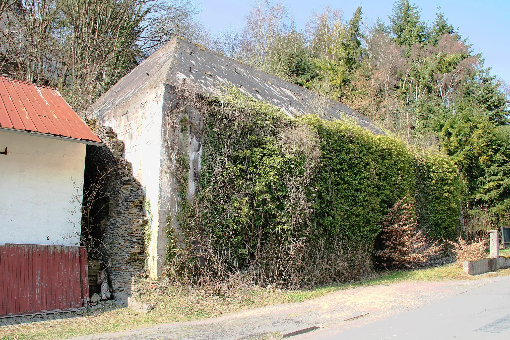 Photo showing: bunker in Ziegenberg (Germany). Part of Führer Headquarters Adlerhorst