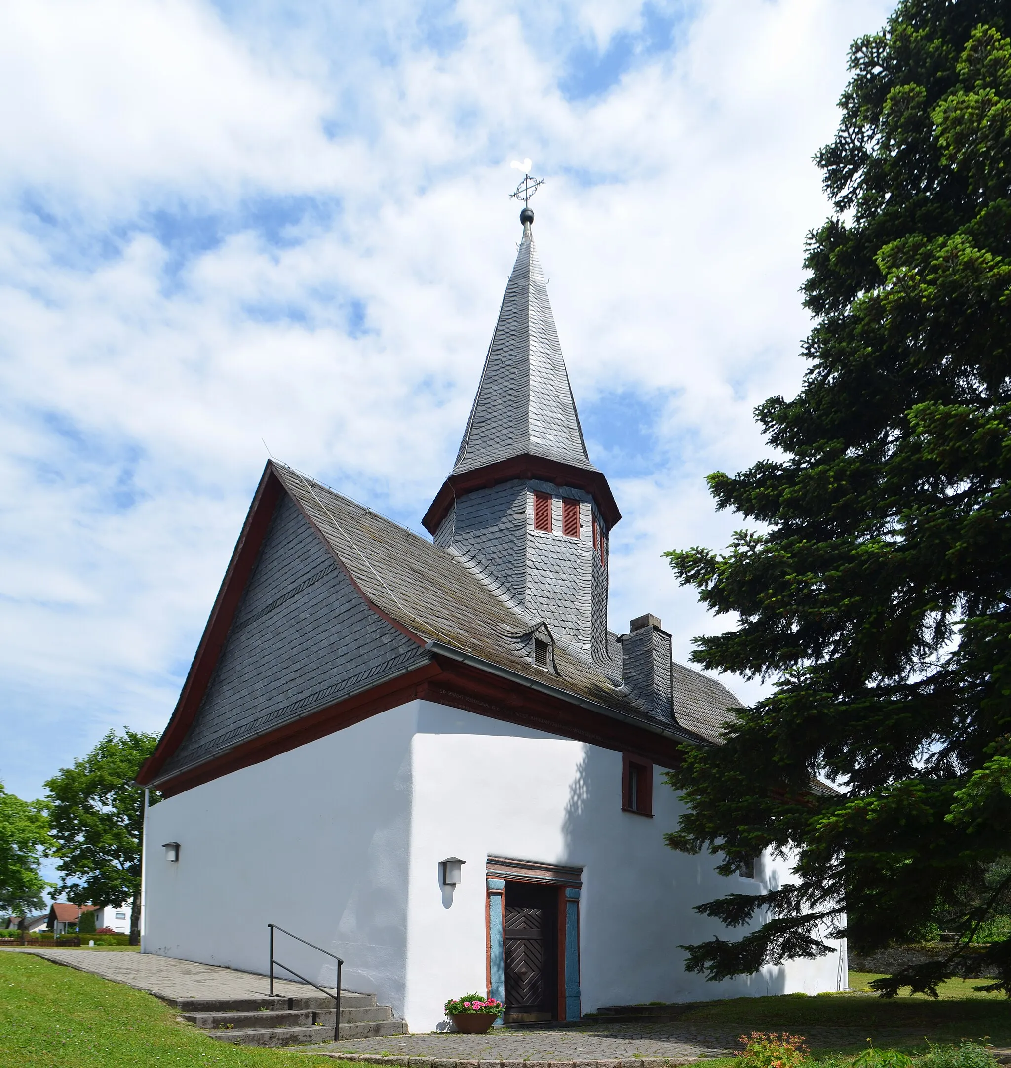 Photo showing: Niederquembach, Evangelische Kirche